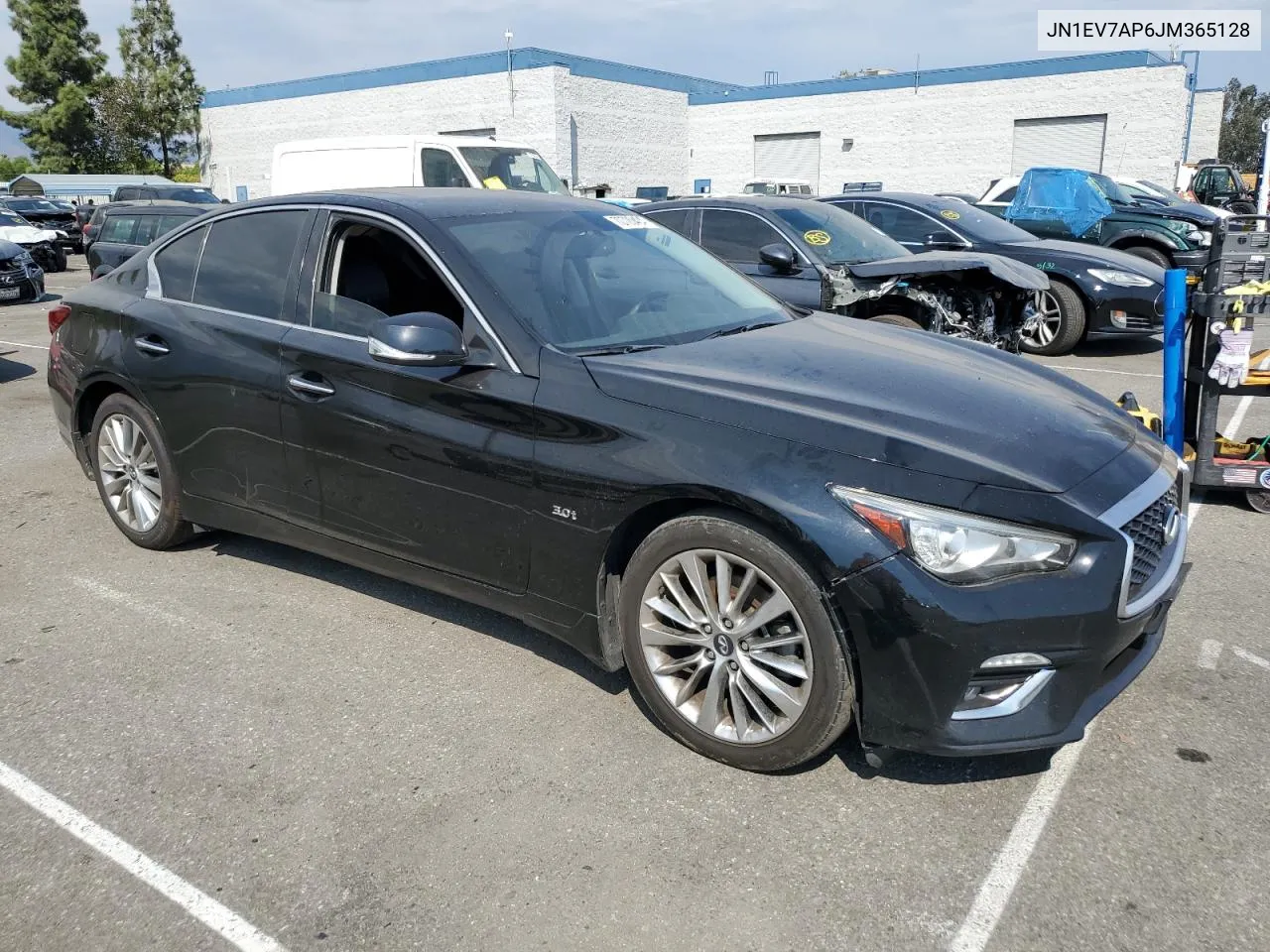 2018 Infiniti Q50 Luxe VIN: JN1EV7AP6JM365128 Lot: 70720404