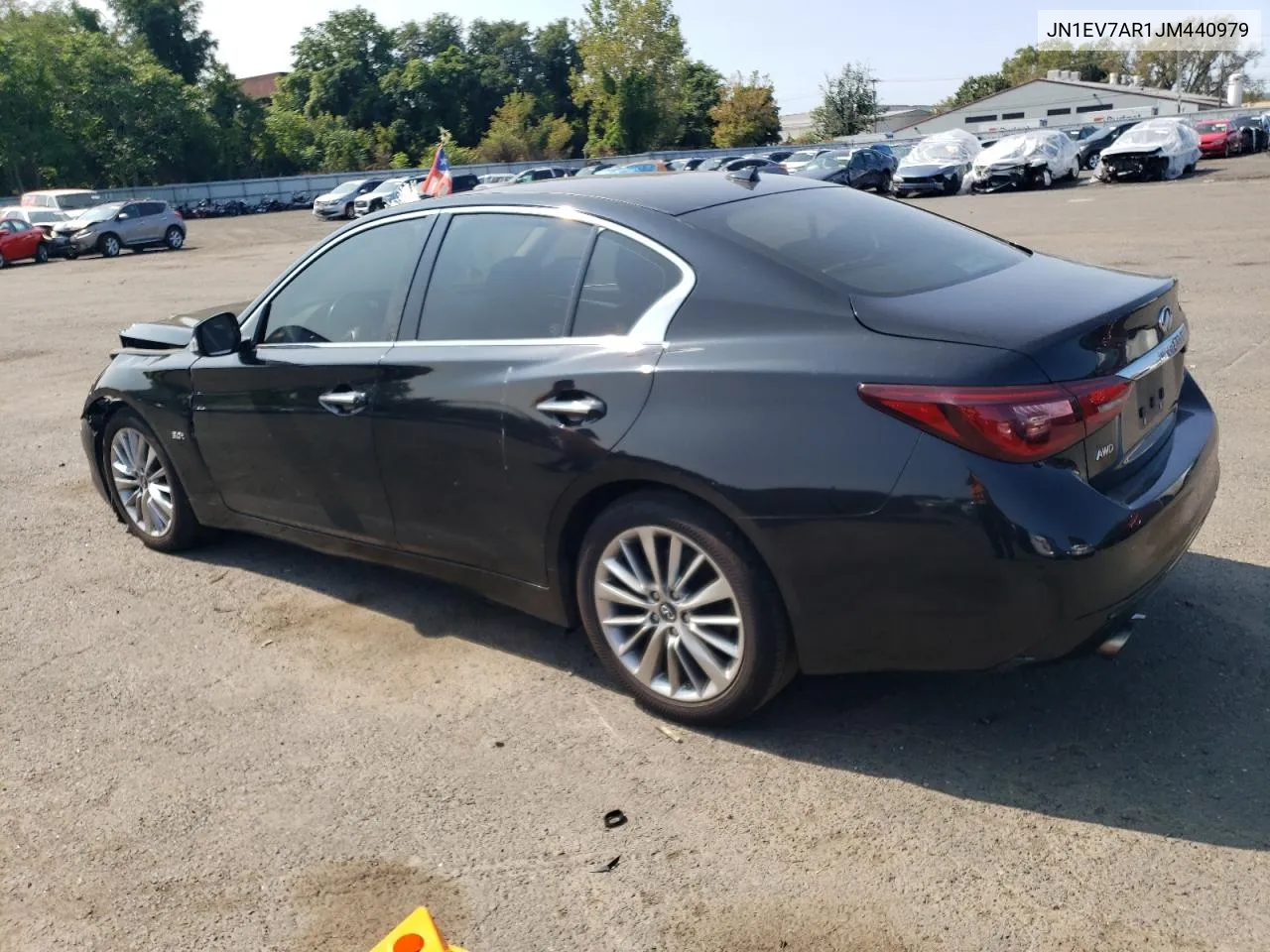 JN1EV7AR1JM440979 2018 Infiniti Q50 Luxe