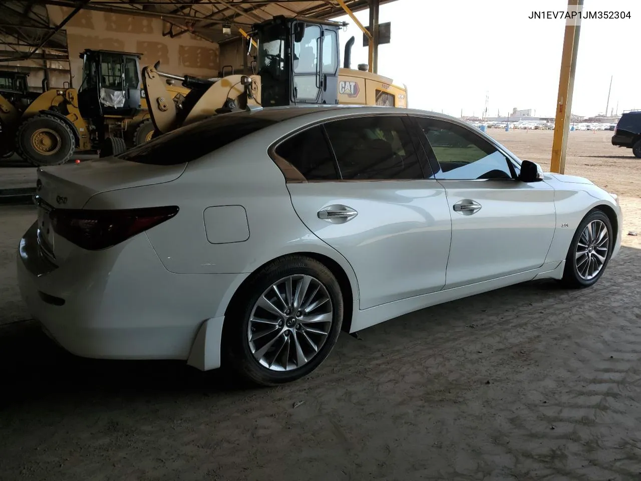 JN1EV7AP1JM352304 2018 Infiniti Q50 Luxe