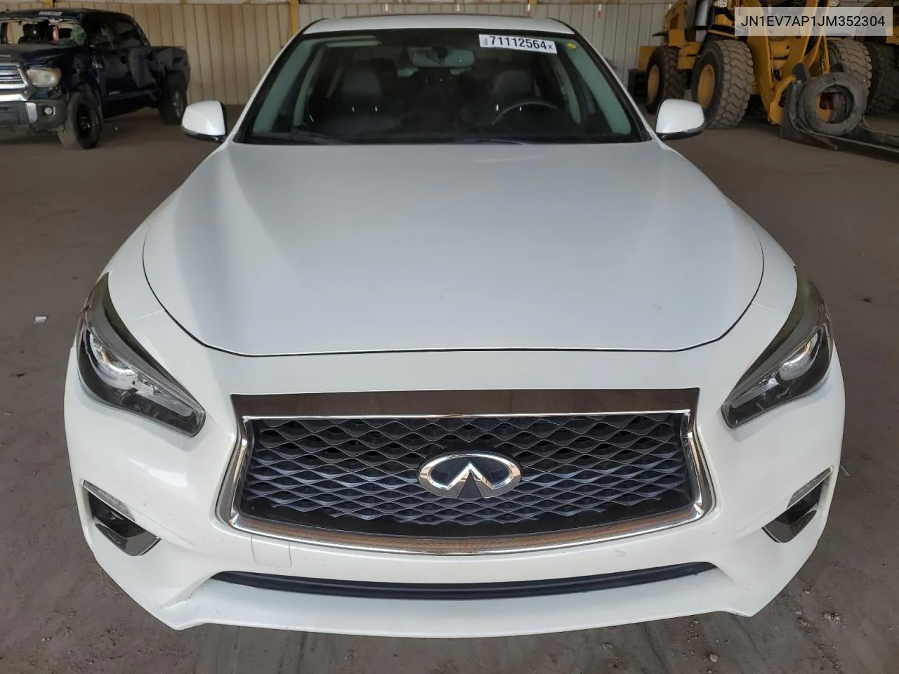 JN1EV7AP1JM352304 2018 Infiniti Q50 Luxe