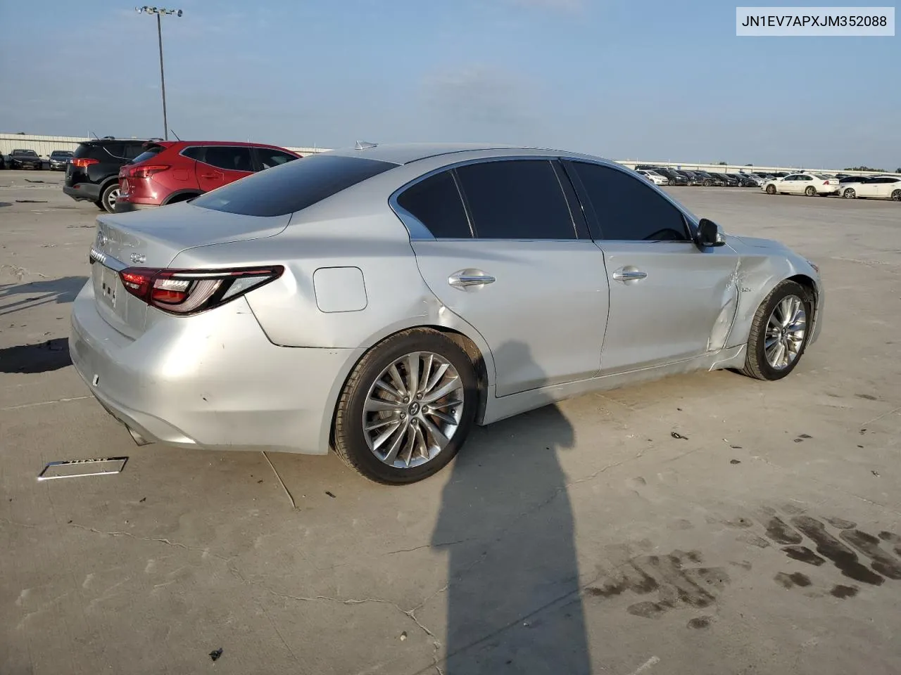 JN1EV7APXJM352088 2018 Infiniti Q50 Luxe