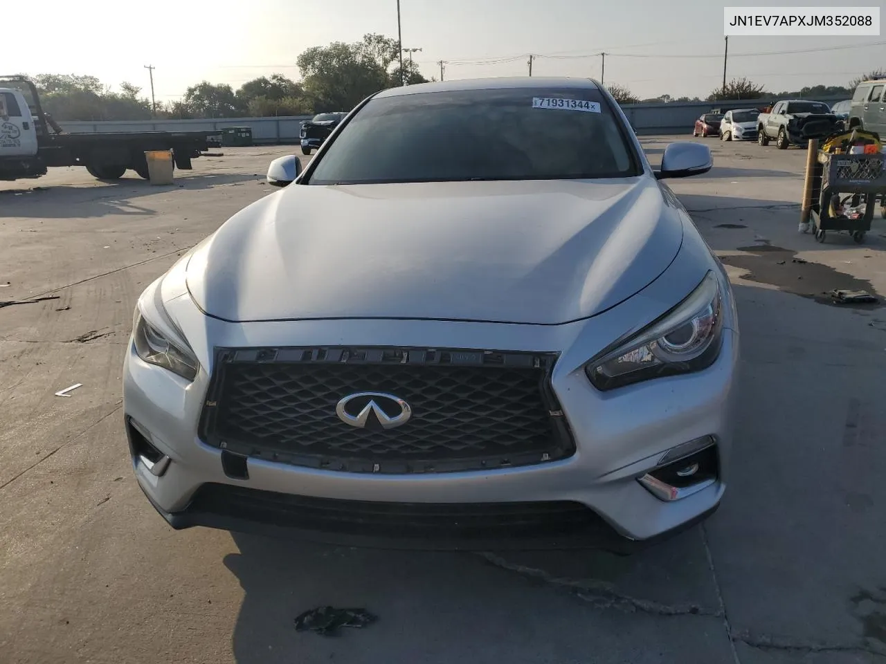 JN1EV7APXJM352088 2018 Infiniti Q50 Luxe