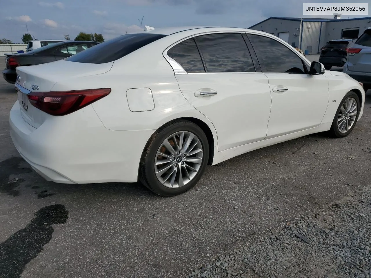 JN1EV7AP8JM352056 2018 Infiniti Q50 Luxe