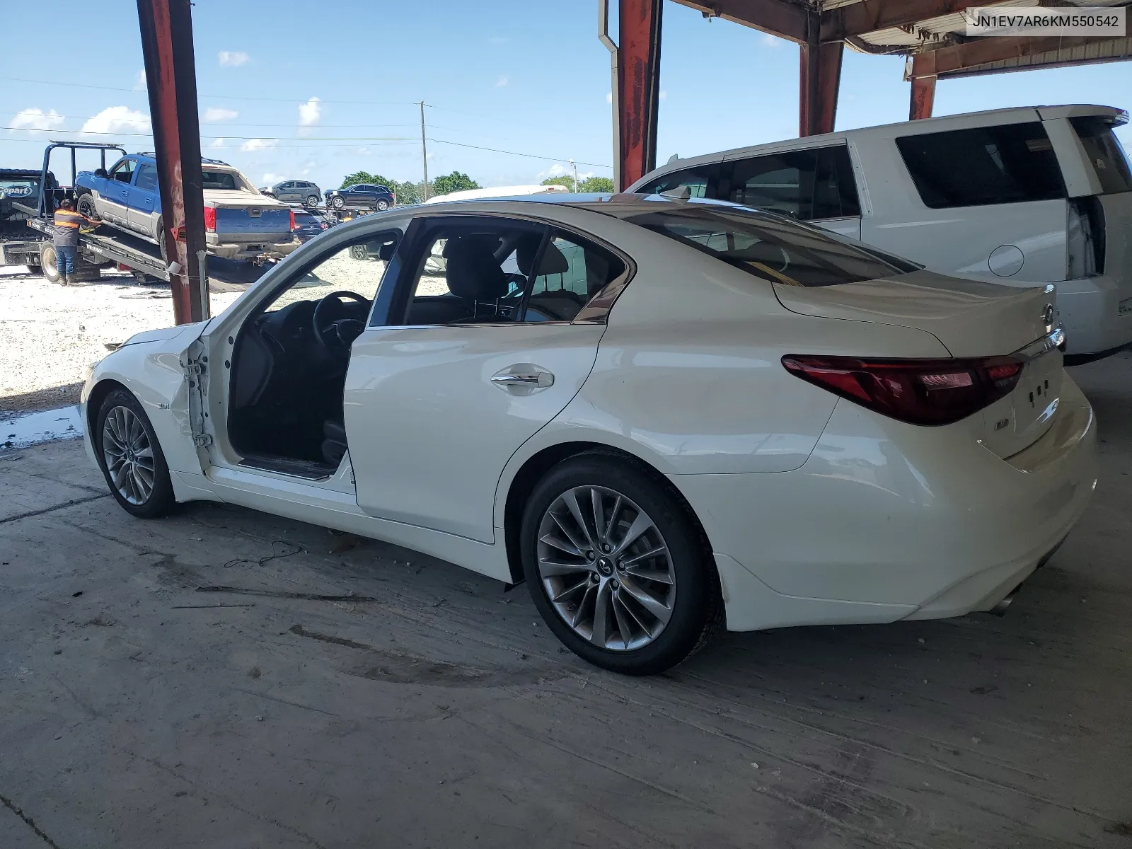 2019 Infiniti Q50 Luxe VIN: JN1EV7AR6KM550542 Lot: 57620304