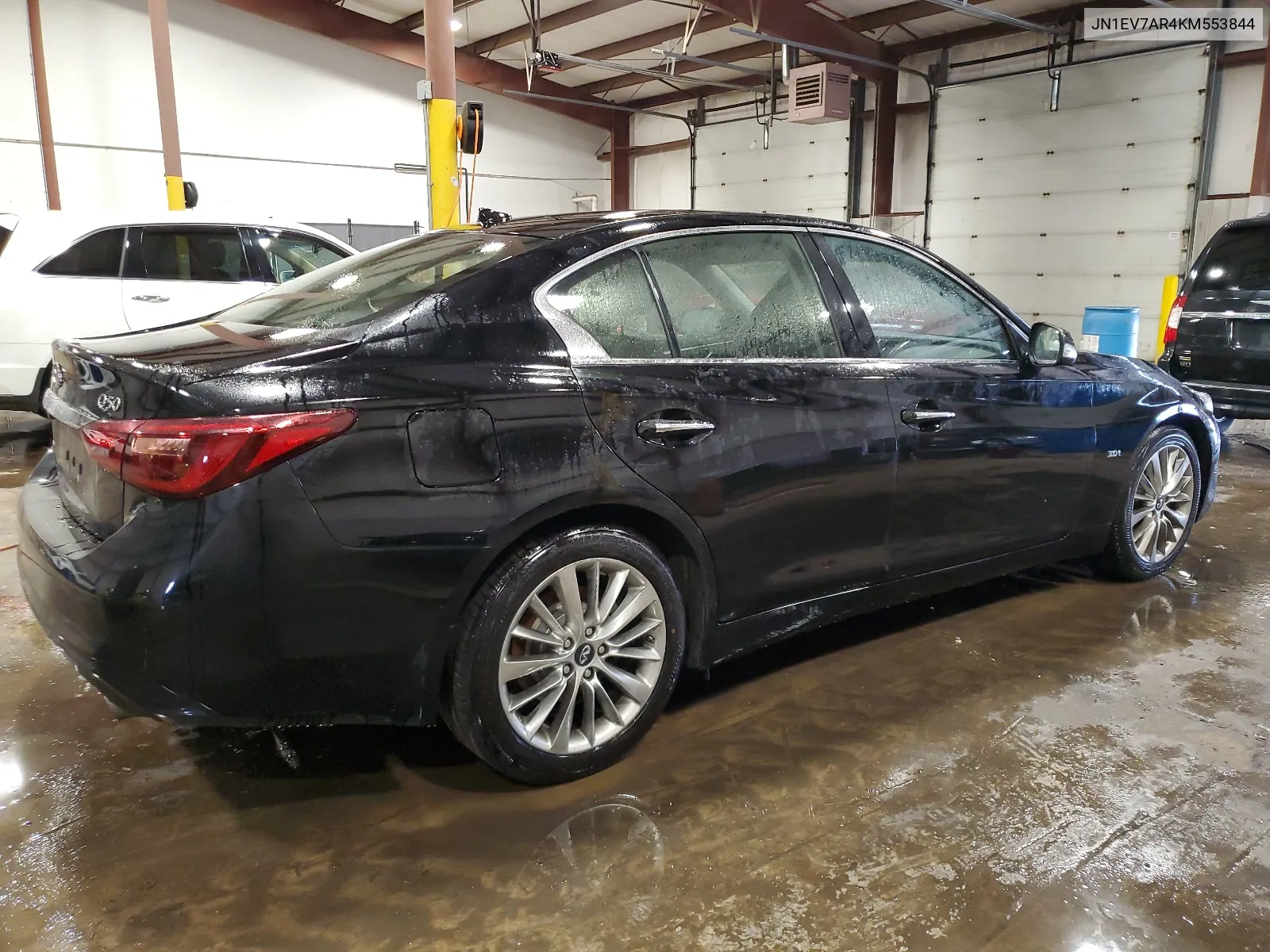 2019 Infiniti Q50 Luxe VIN: JN1EV7AR4KM553844 Lot: 64606764