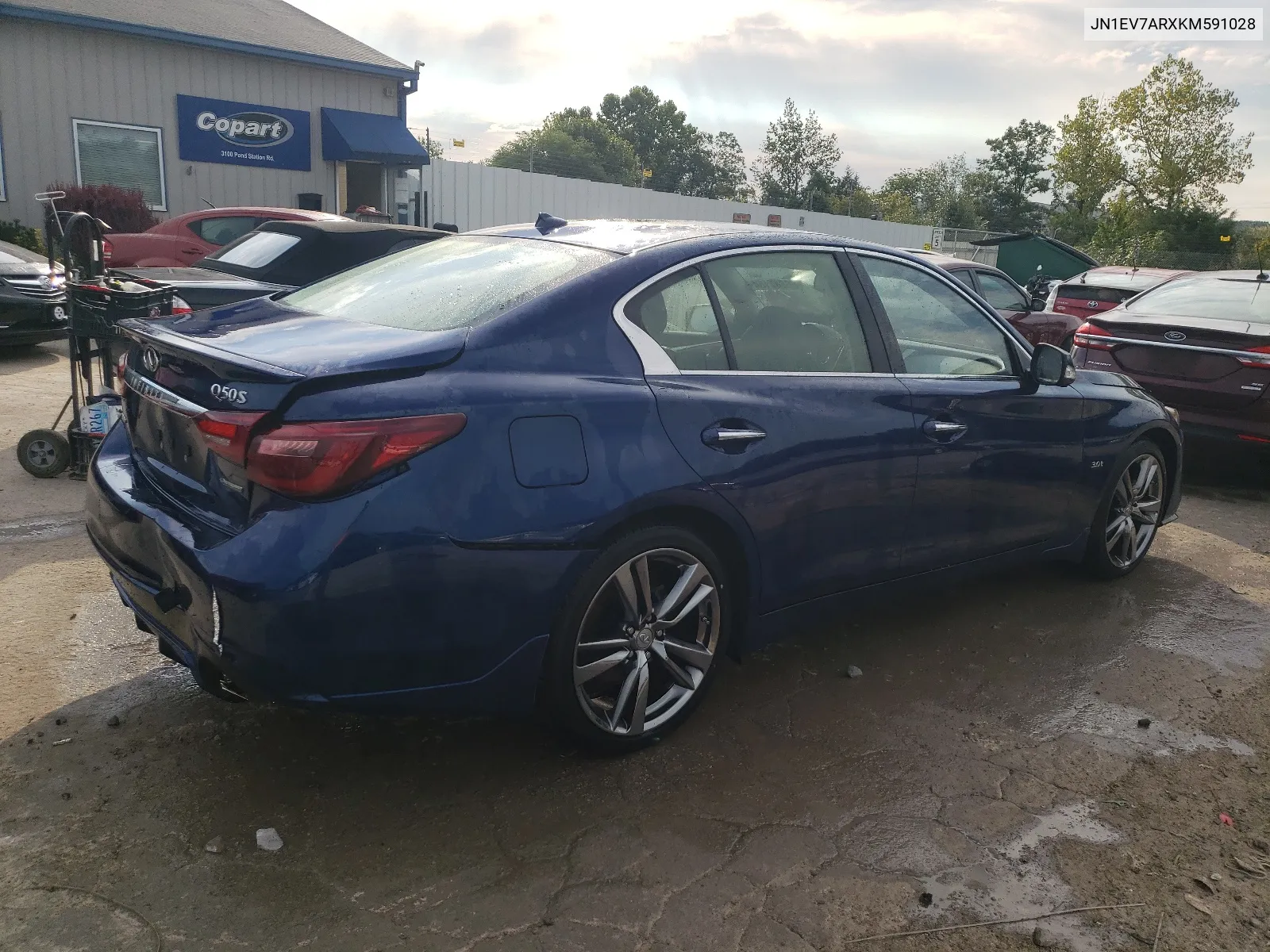 JN1EV7ARXKM591028 2019 Infiniti Q50 Luxe