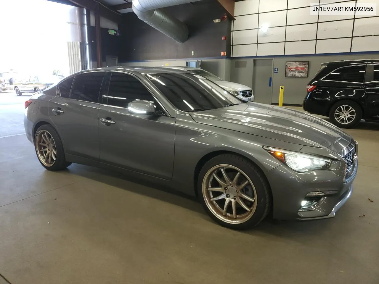 2019 Infiniti Q50 Luxe VIN: JN1EV7AR1KM592956 Lot: 75790684