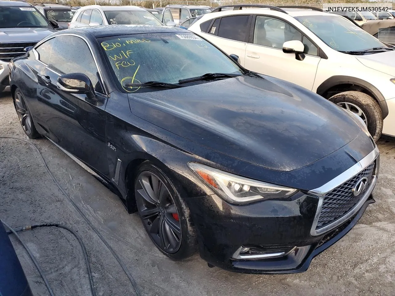 JN1FV7EK5JM530542 2018 Infiniti Q60 Red Sport 400