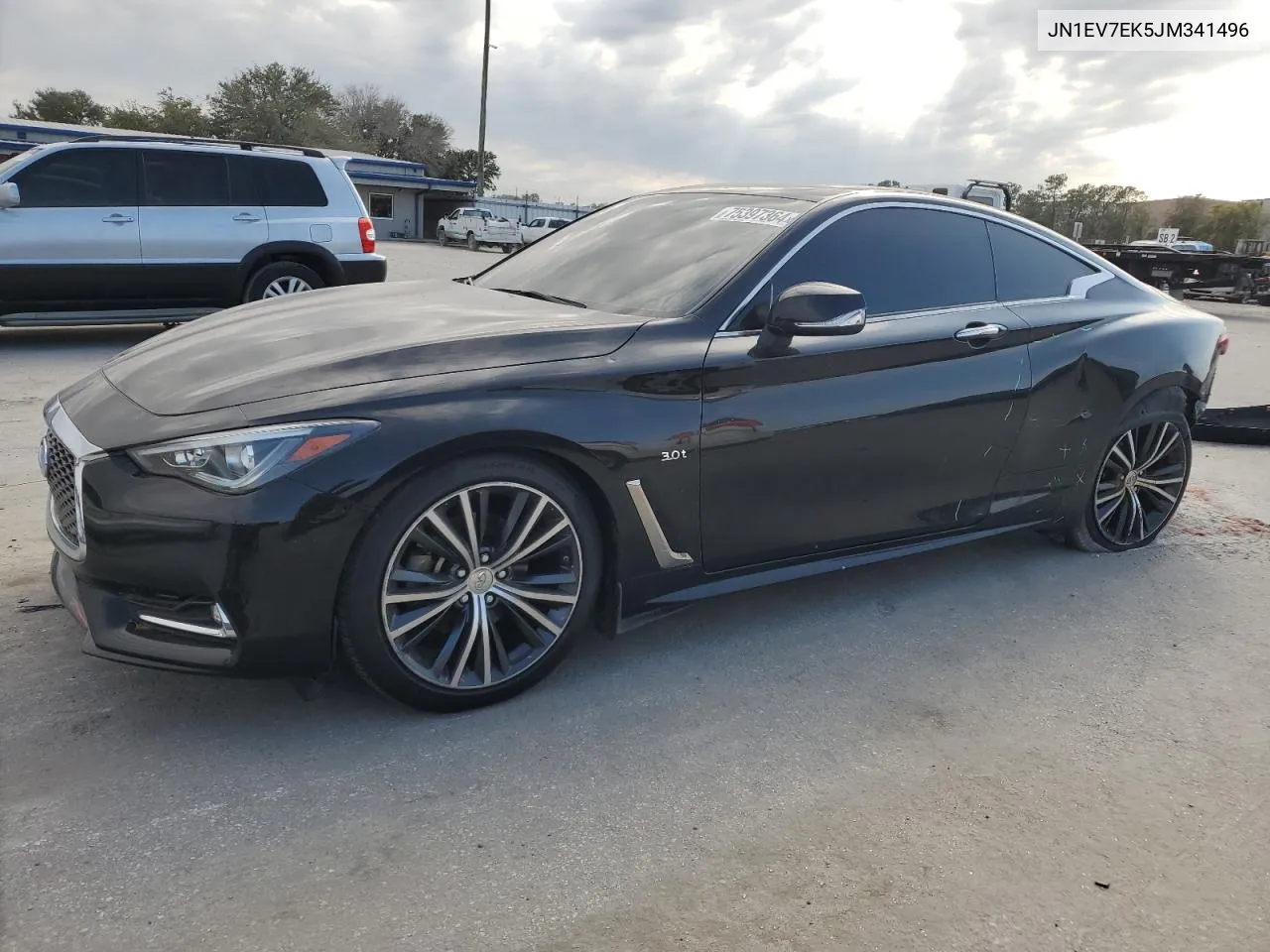 JN1EV7EK5JM341496 2018 Infiniti Q60 Luxe 300