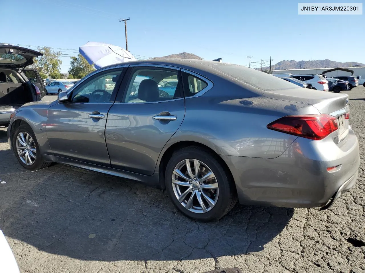 2018 Infiniti Q70 3.7 Luxe VIN: JN1BY1AR3JM220301 Lot: 79569884