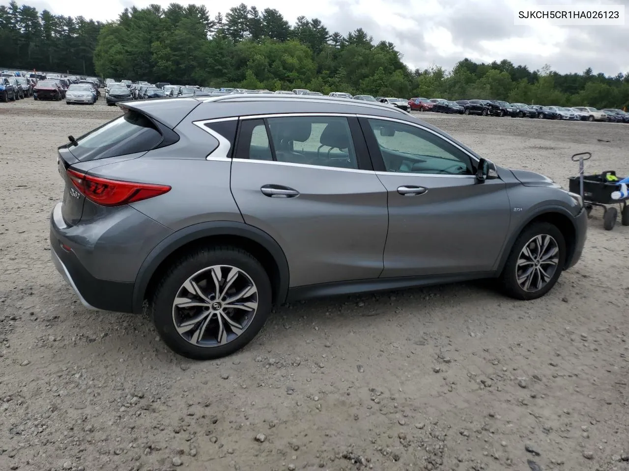 SJKCH5CR1HA026123 2017 Infiniti Qx30 Base