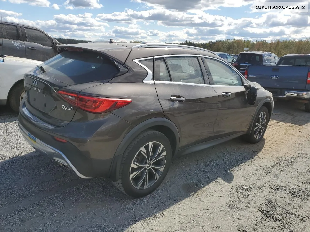 2018 Infiniti Qx30 Base VIN: SJKCH5CR0JA055912 Lot: 75378284