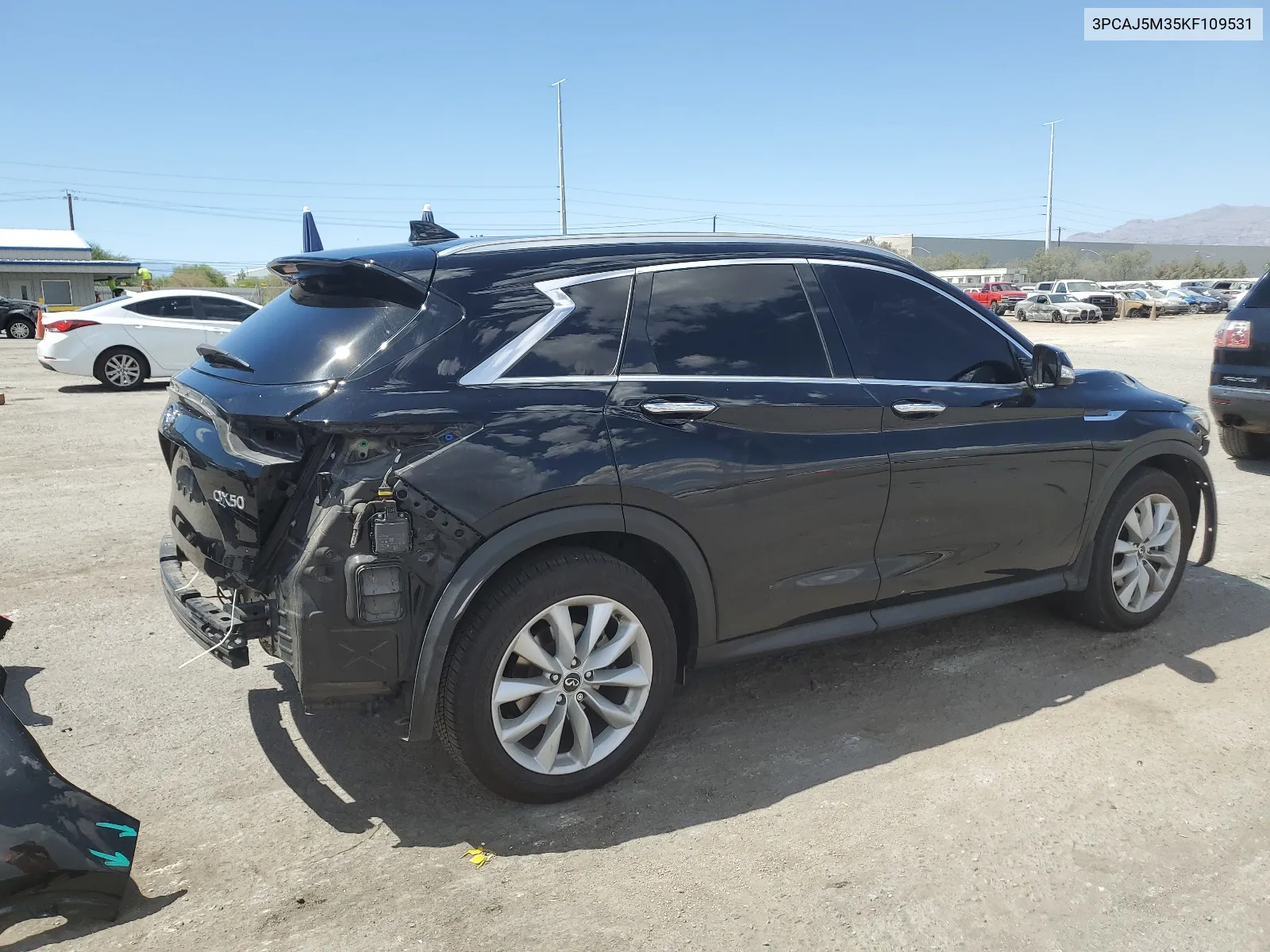 3PCAJ5M35KF109531 2019 Infiniti Qx50 Essential