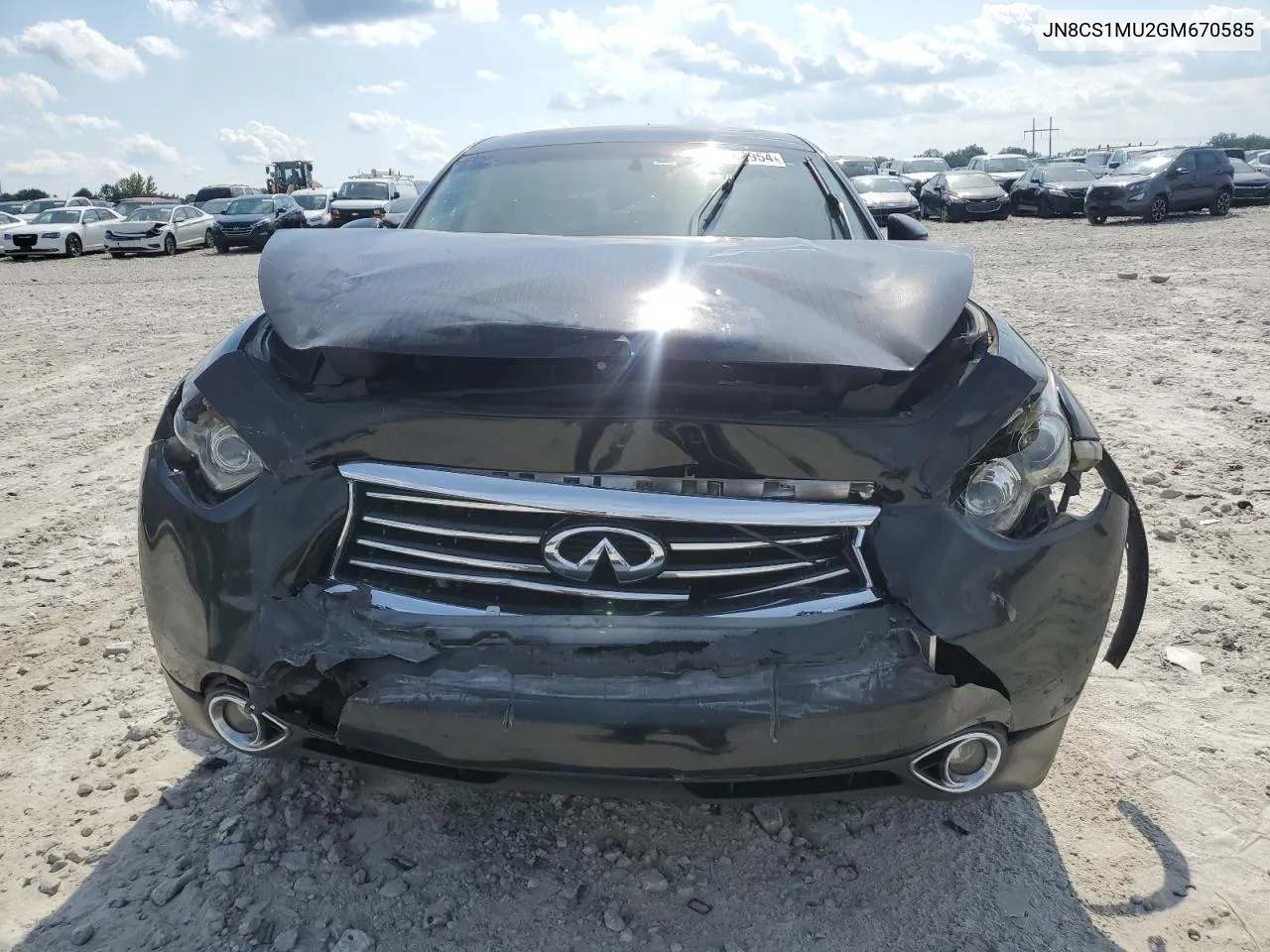 JN8CS1MU2GM670585 2016 Infiniti Qx70