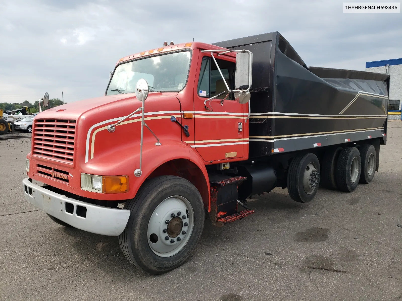 1990 International 8000 8100 VIN: 1HSHBGFN4LH693435 Lot: 68040344