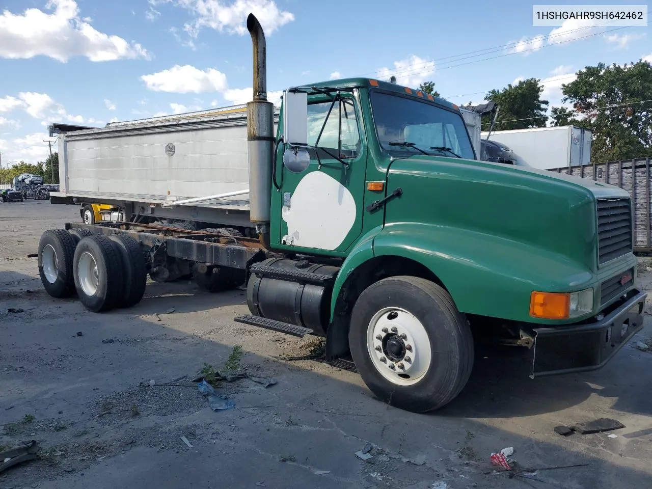 1995 International 8000 8200 VIN: 1HSHGAHR9SH642462 Lot: 74689784