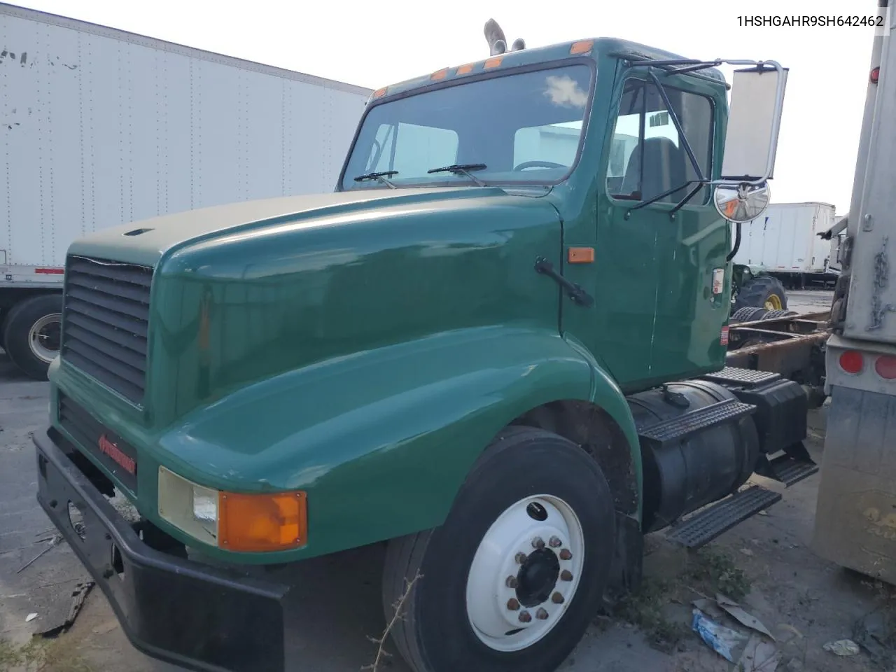 1995 International 8000 8200 VIN: 1HSHGAHR9SH642462 Lot: 74689784