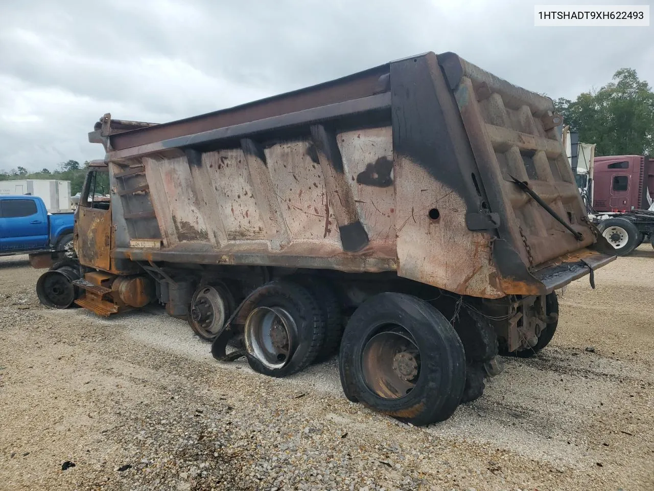 1999 International 4000 4900 VIN: 1HTSHADT9XH622493 Lot: 68998474