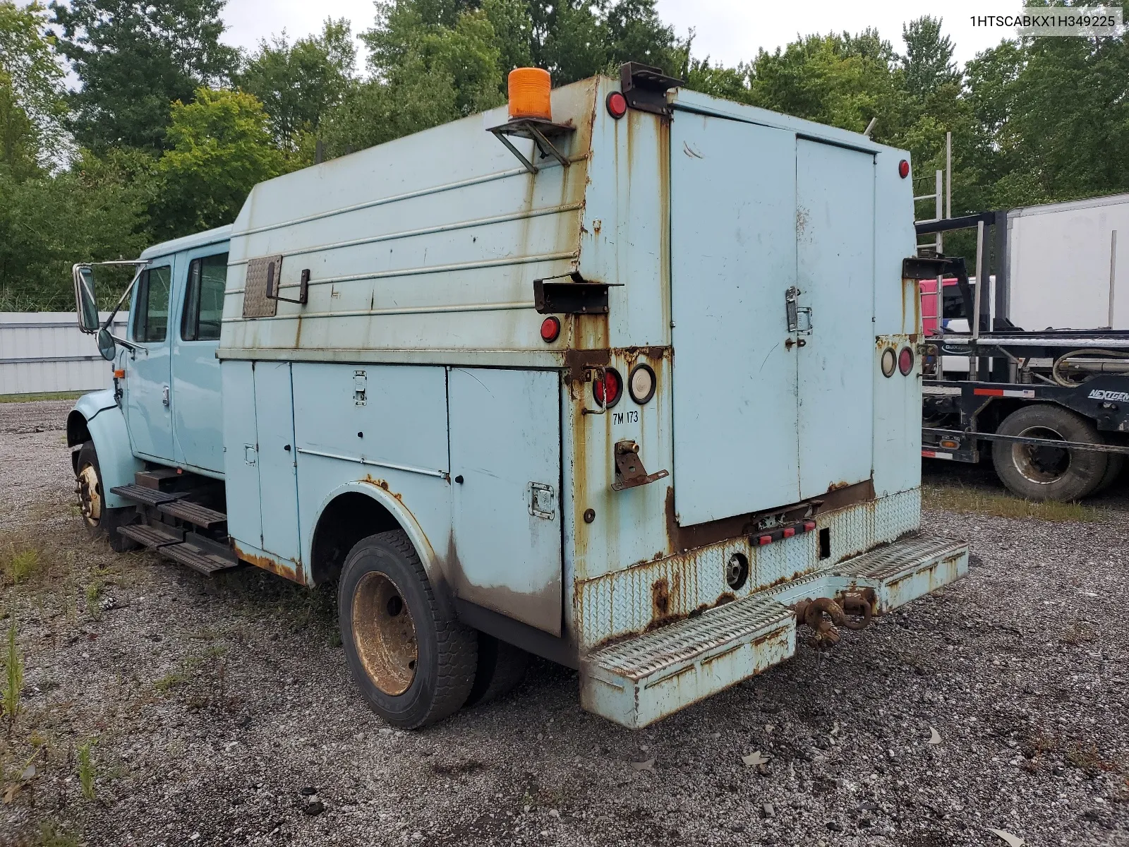 2001 International 4000 4700 VIN: 1HTSCABKX1H349225 Lot: 67379074