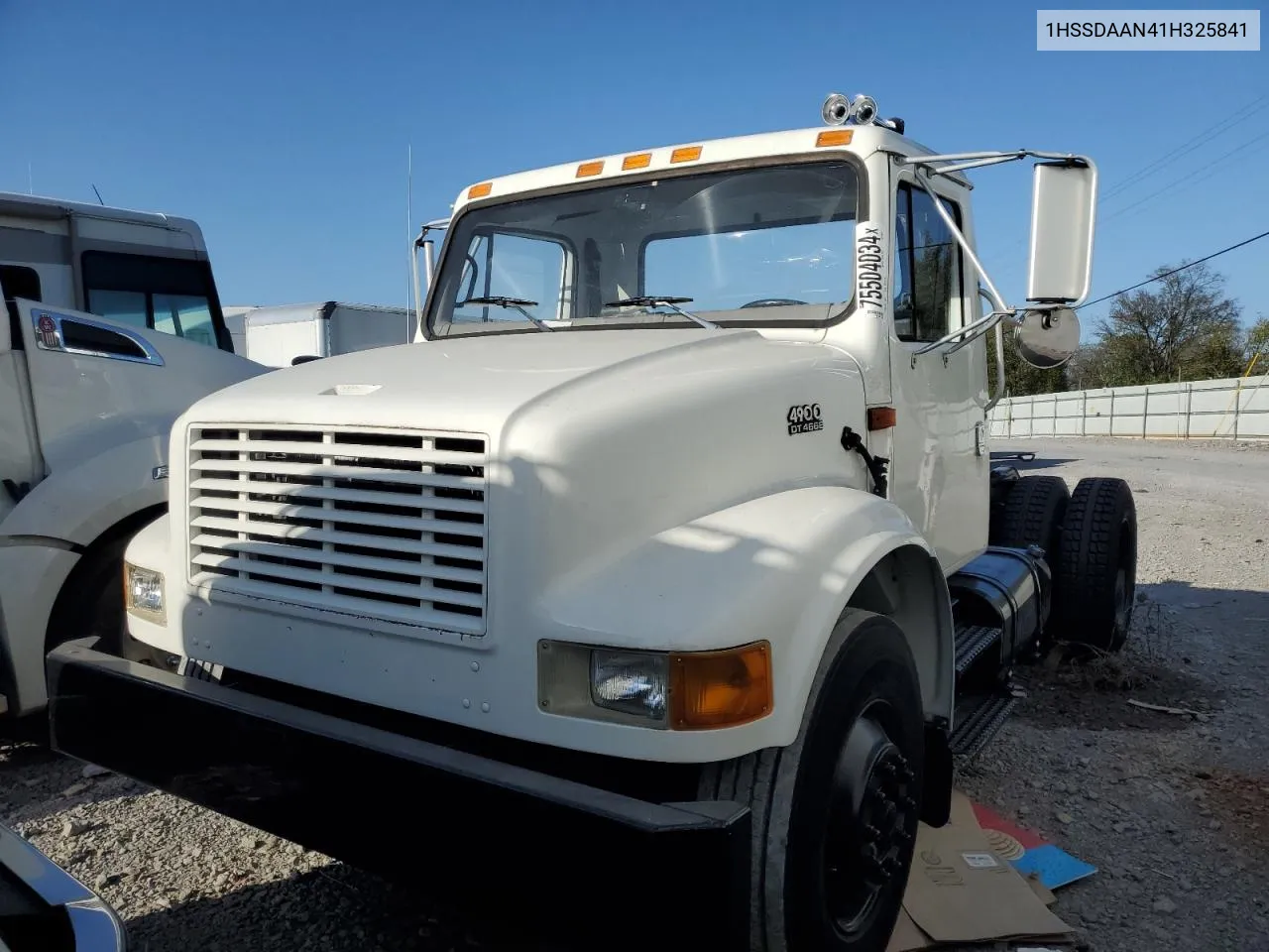 2001 International 4000 4900 VIN: 1HSSDAAN41H325841 Lot: 75504034