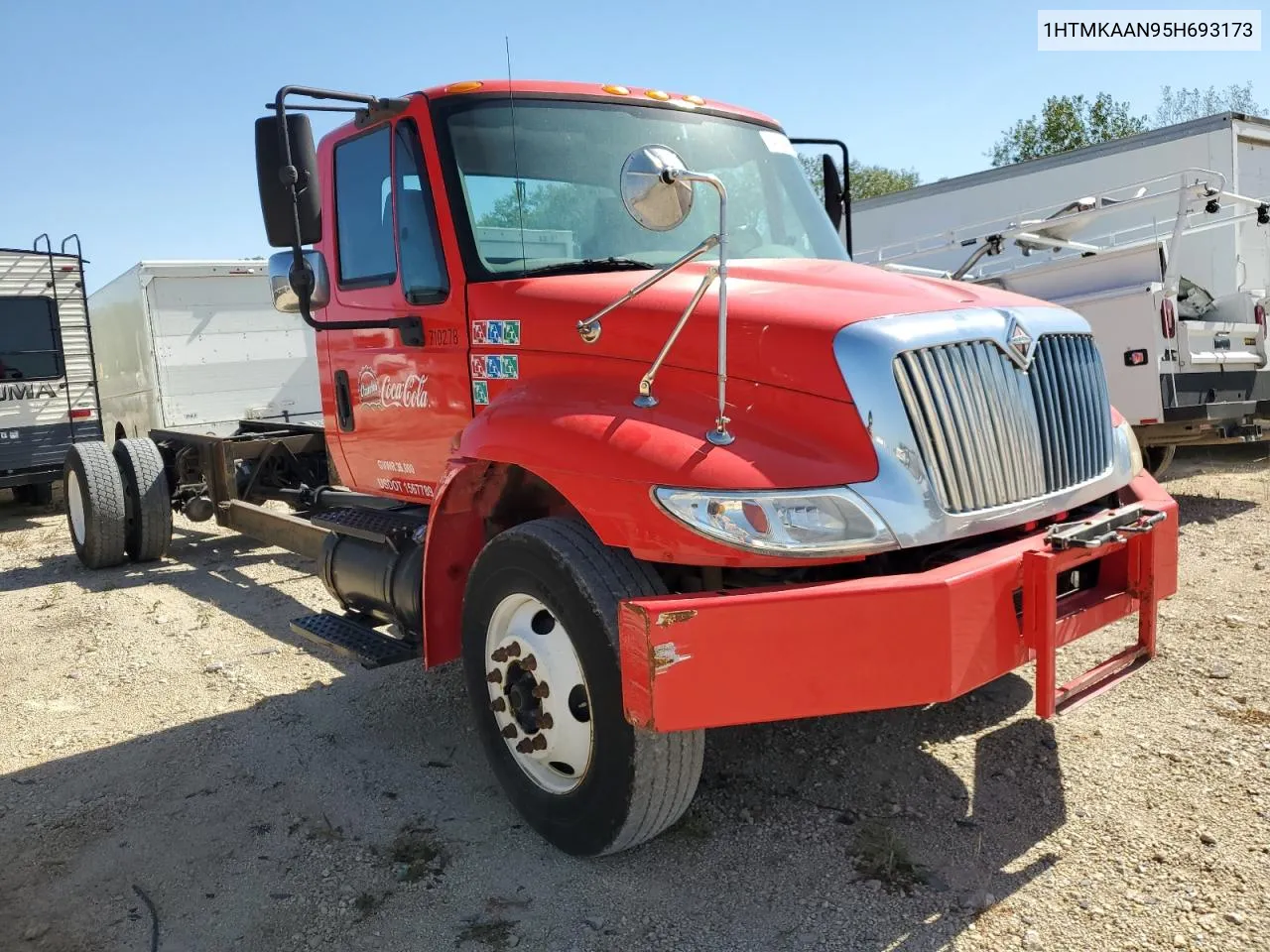 2005 International 4000 4400 VIN: 1HTMKAAN95H693173 Lot: 74189964