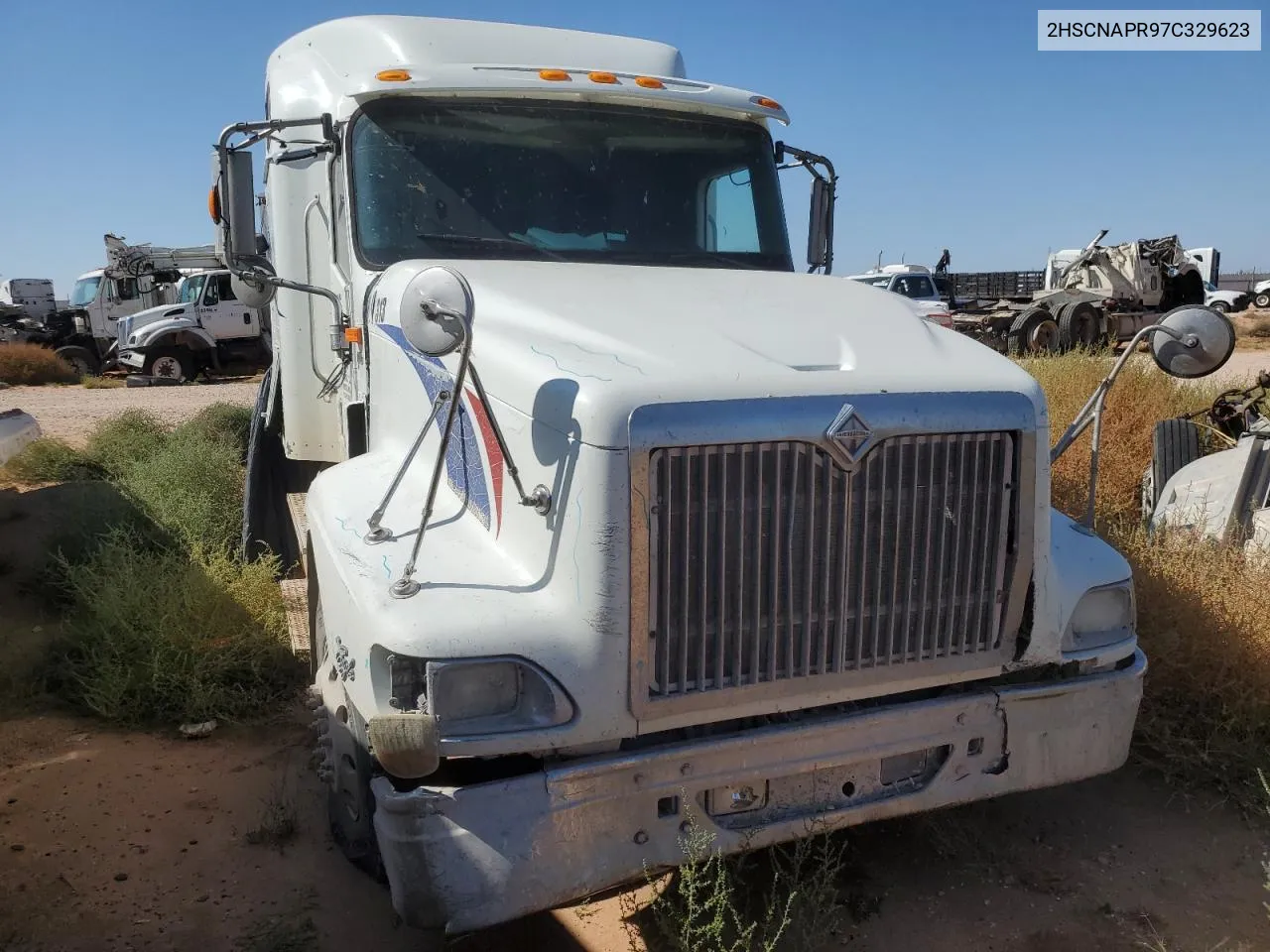 2007 International 9400 9400I VIN: 2HSCNAPR97C329623 Lot: 75760384