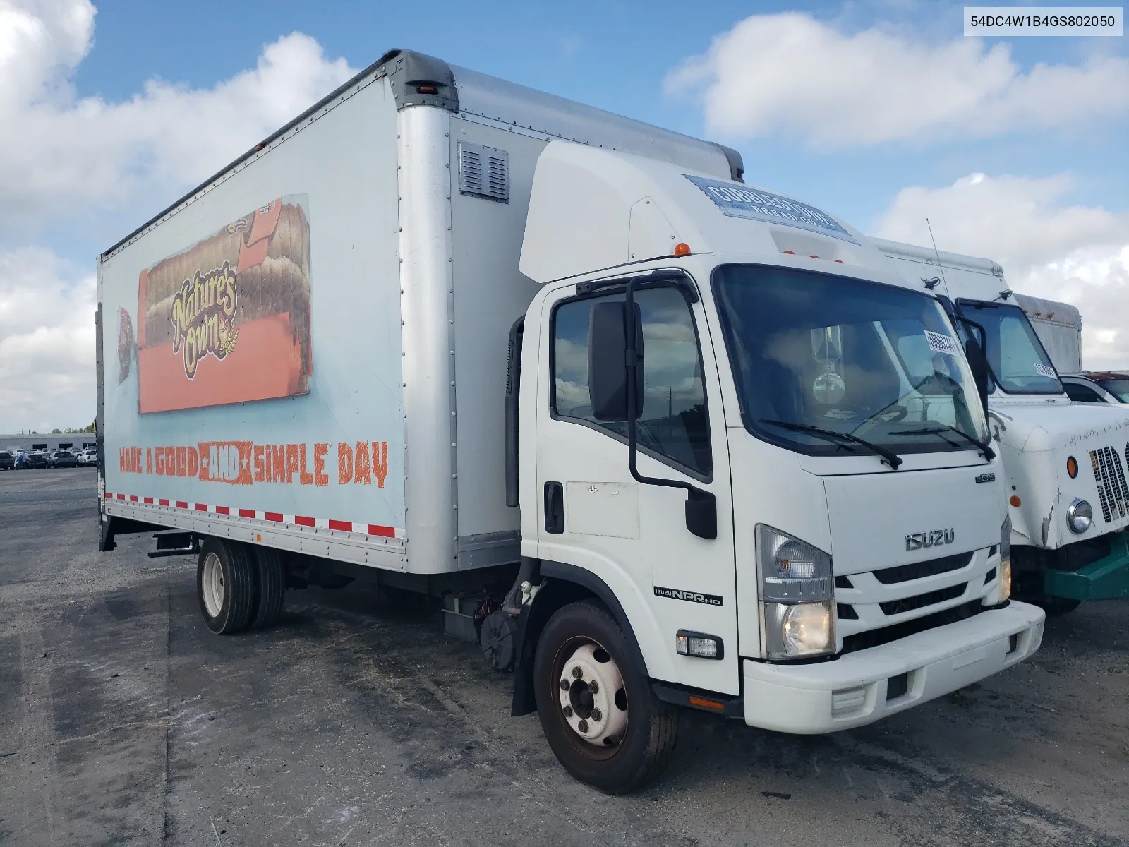 2016 Isuzu Npr Hd VIN: 54DC4W1B4GS802050 Lot: 67017854