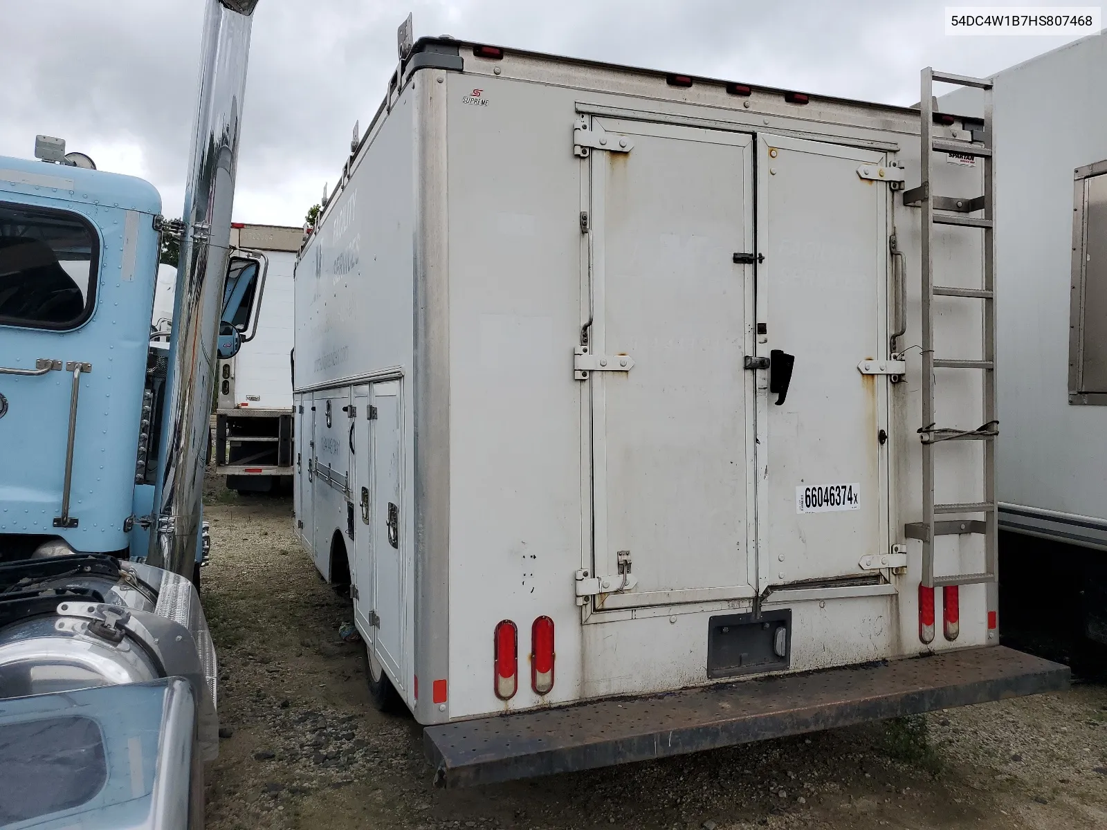 2017 Isuzu Npr Hd VIN: 54DC4W1B7HS807468 Lot: 66046374