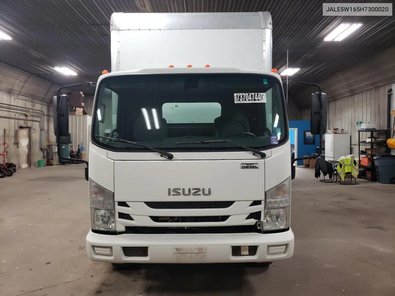 JALE5W165H7300020 2017 Isuzu Nrr