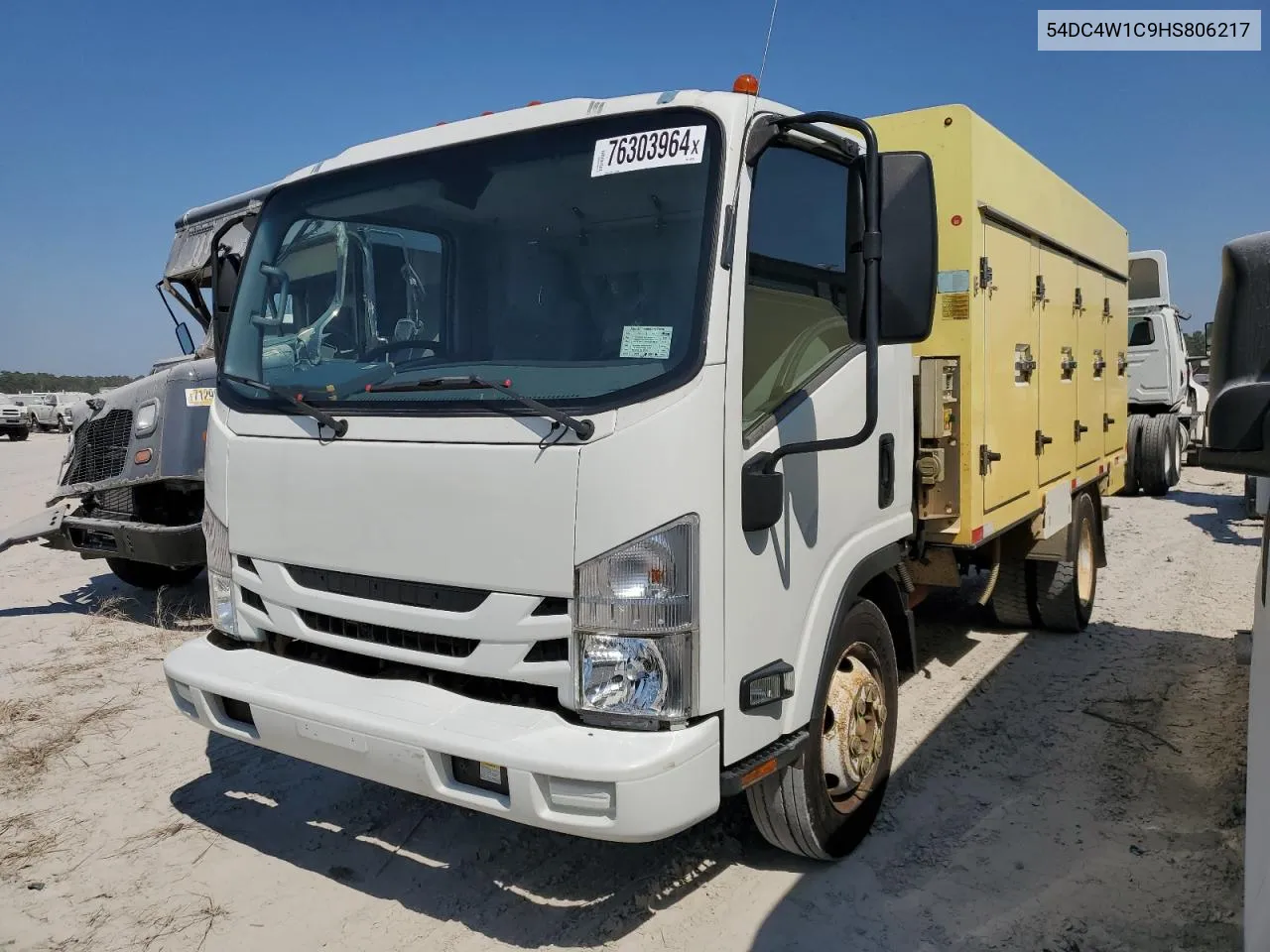 2017 Isuzu Npr Hd VIN: 54DC4W1C9HS806217 Lot: 76303964