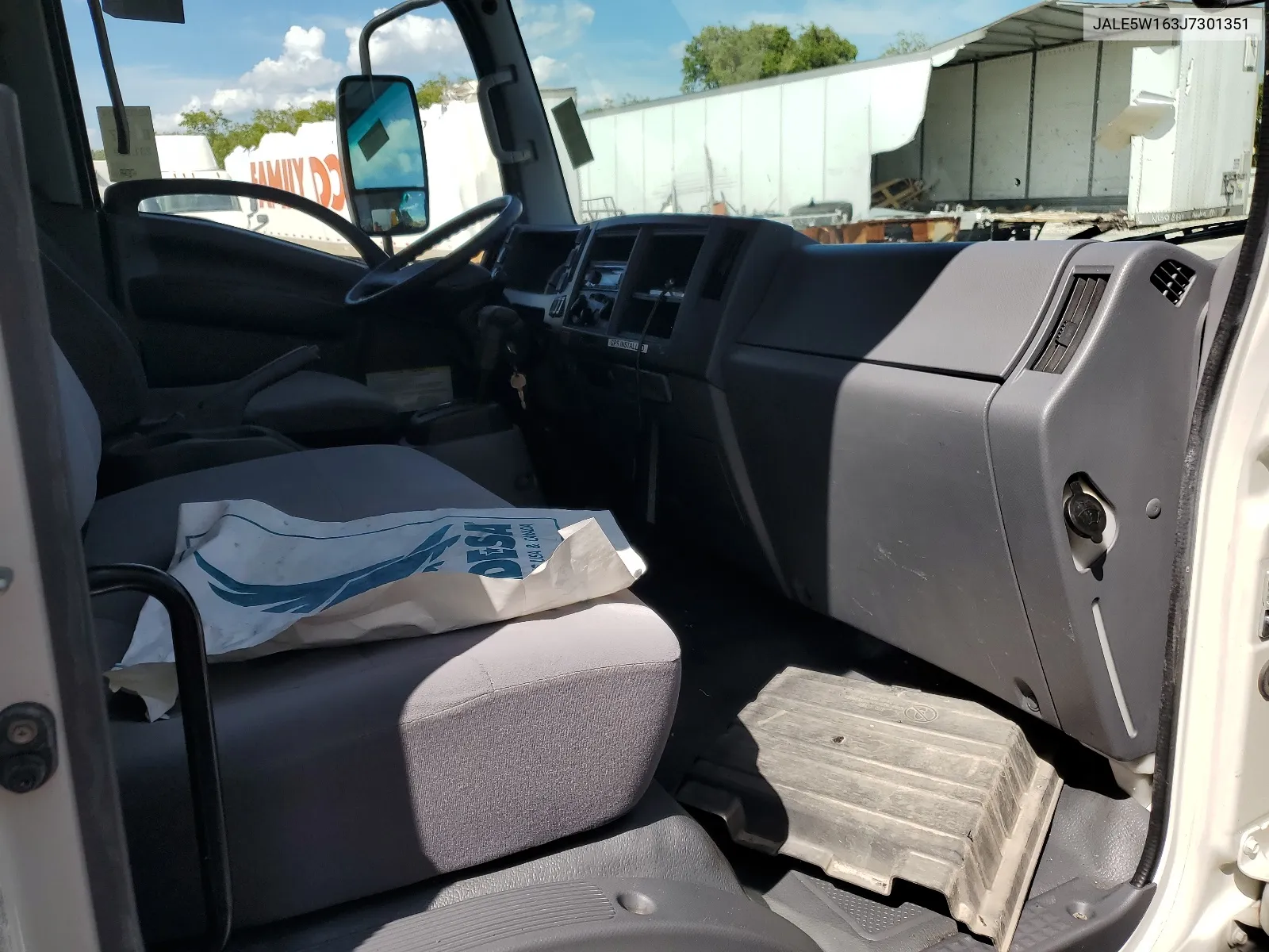 2018 Isuzu Nrr VIN: JALE5W163J7301351 Lot: 66960674