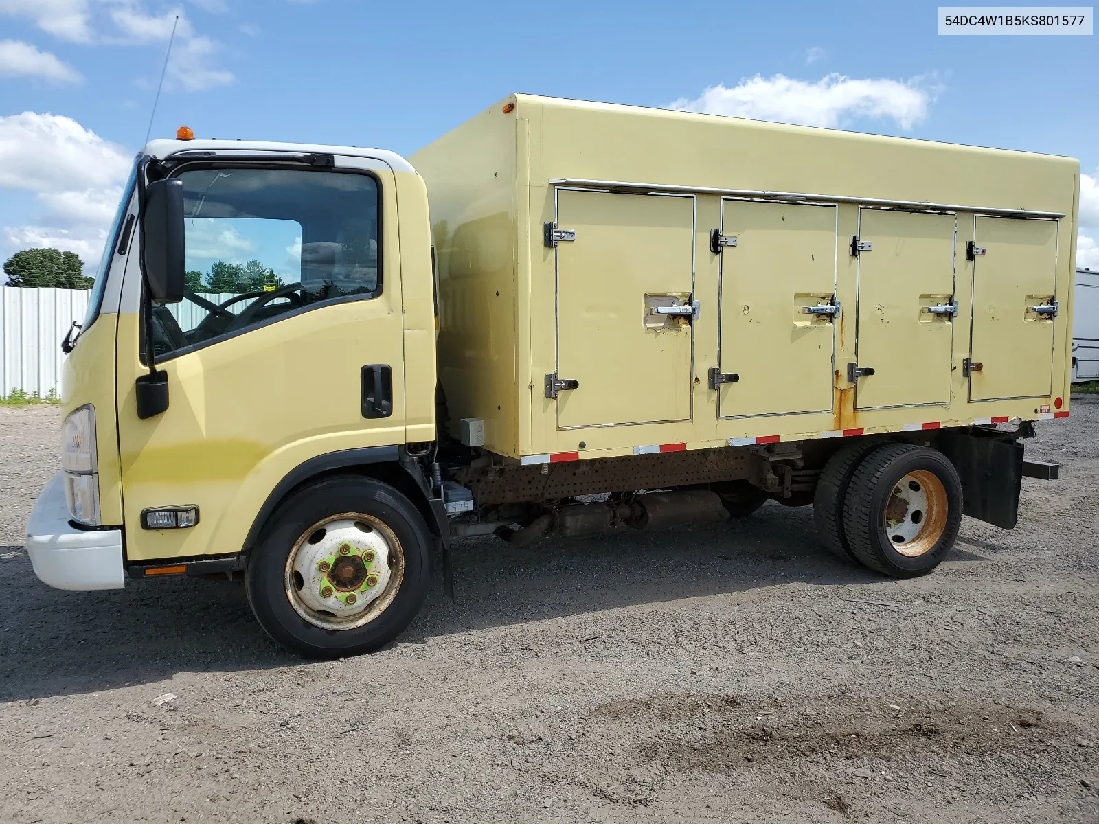 2019 Isuzu Npr Hd VIN: 54DC4W1B5KS801577 Lot: 63214274