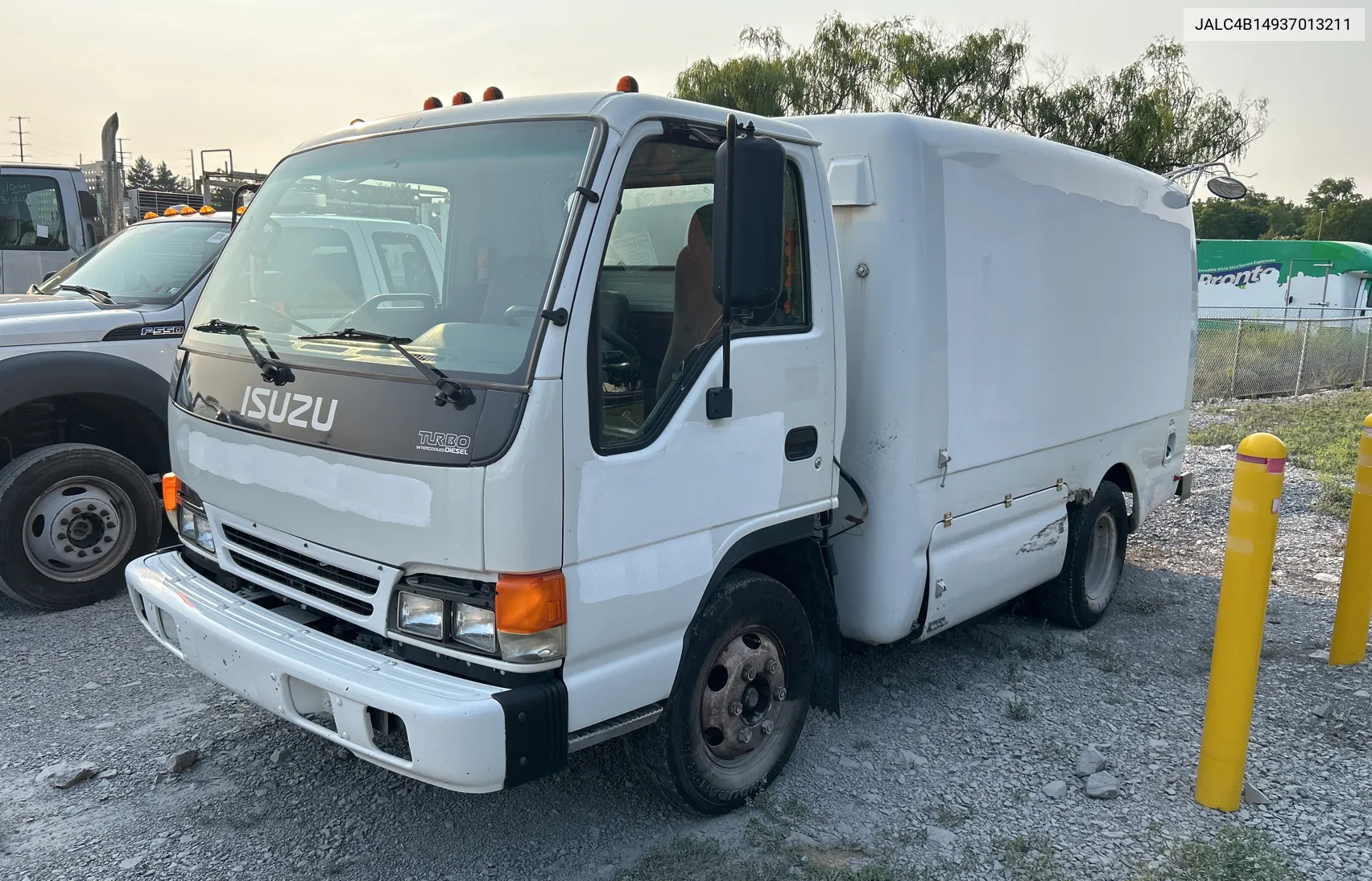 2003 Isuzu Npr VIN: JALC4B14937013211 Lot: 67972854