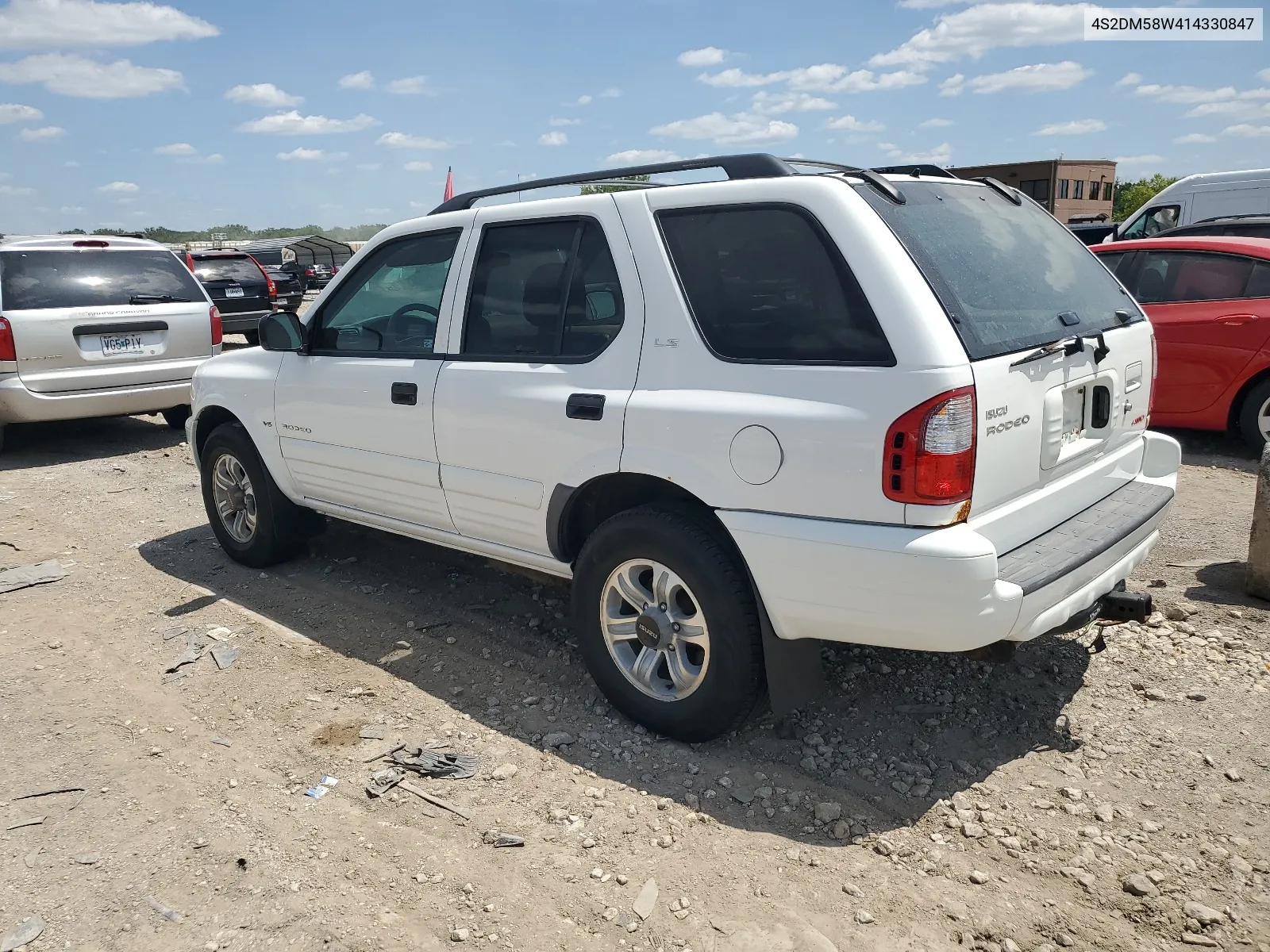 2001 Isuzu Rodeo S VIN: 4S2DM58W414330847 Lot: 64028134