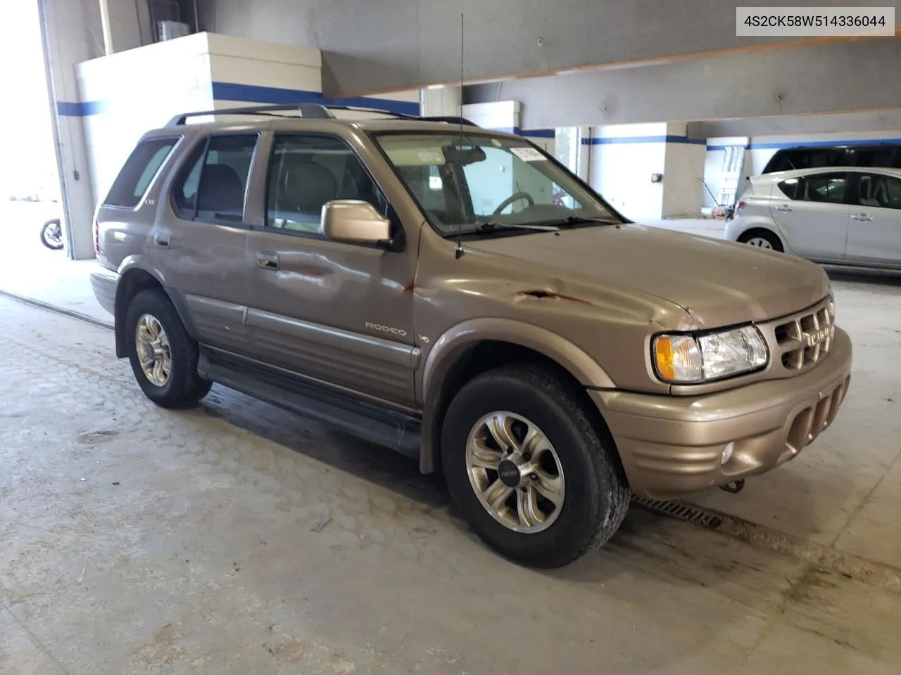 2001 Isuzu Rodeo S VIN: 4S2CK58W514336044 Lot: 75774944