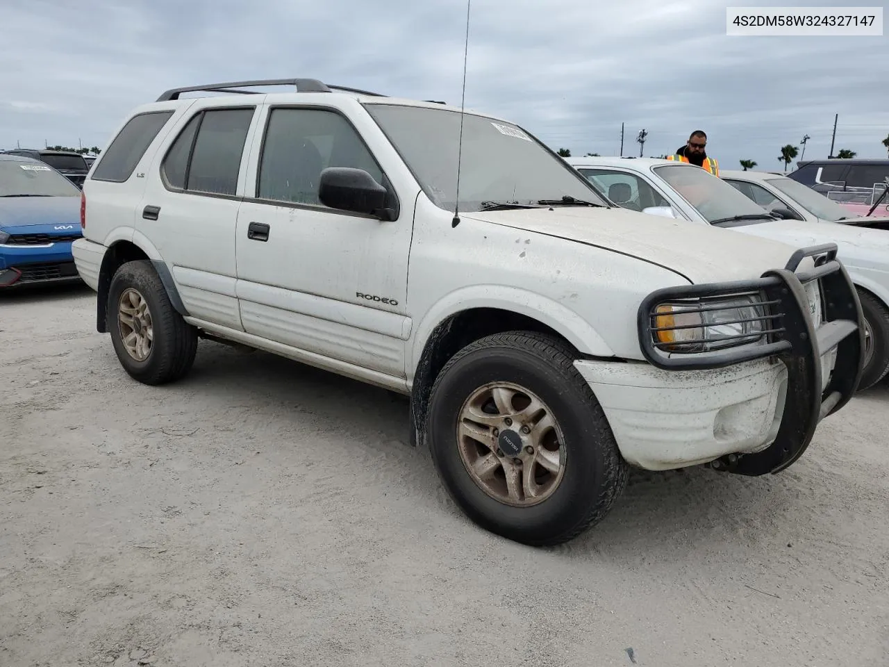 4S2DM58W324327147 2002 Isuzu Rodeo S