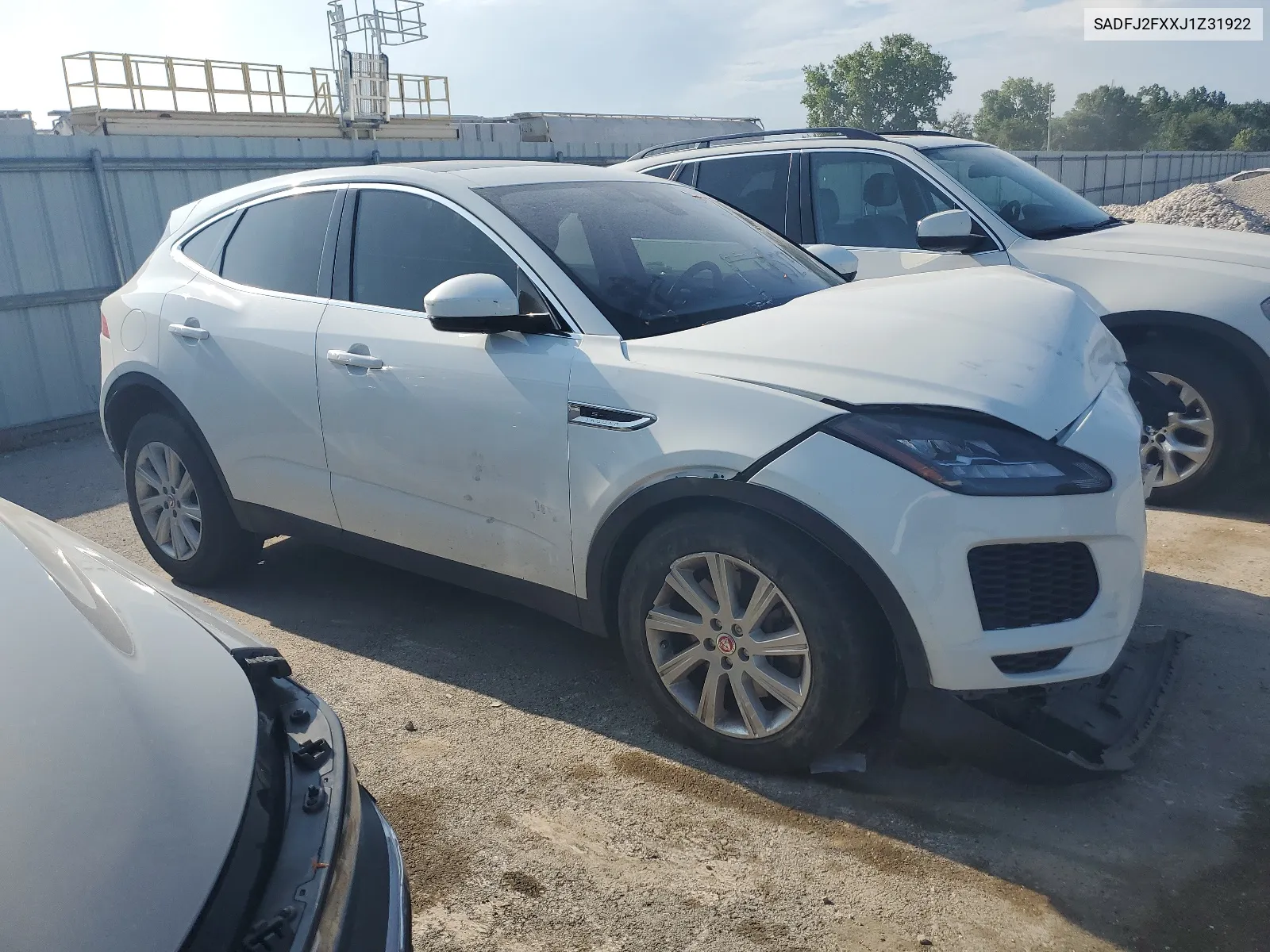 SADFJ2FXXJ1Z31922 2018 Jaguar E-Pace S