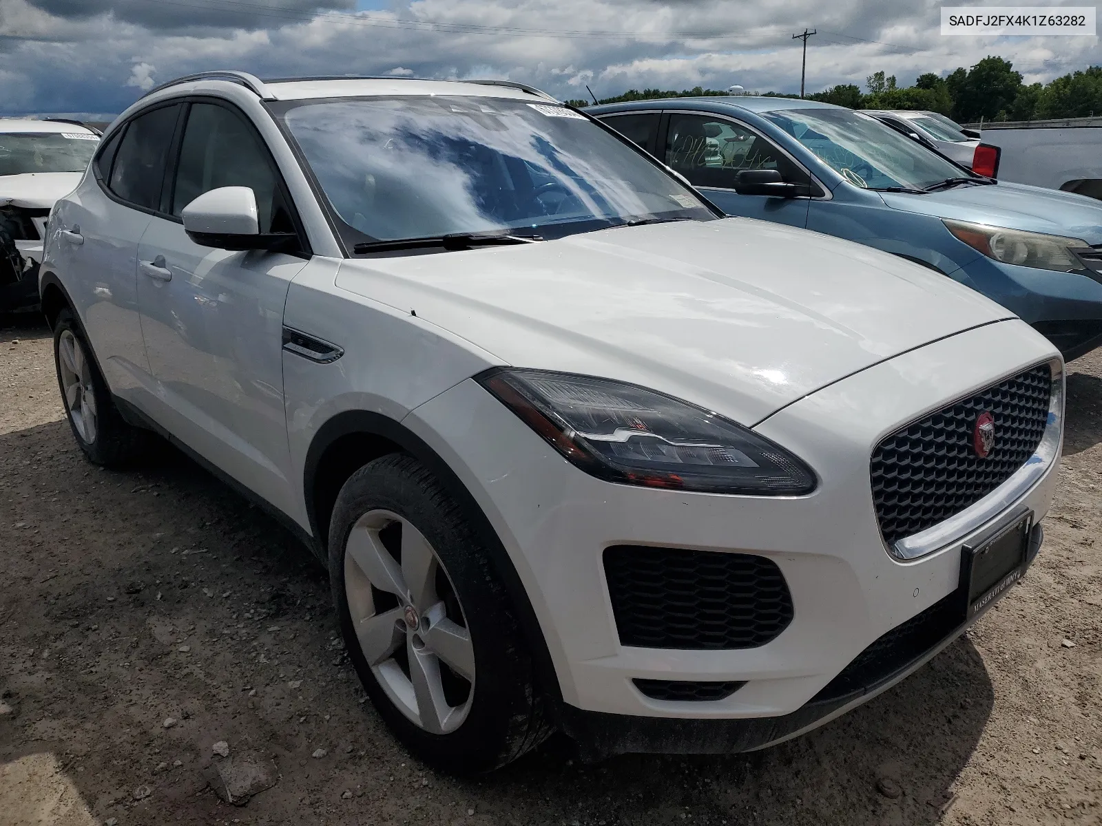 SADFJ2FX4K1Z63282 2019 Jaguar E-Pace S