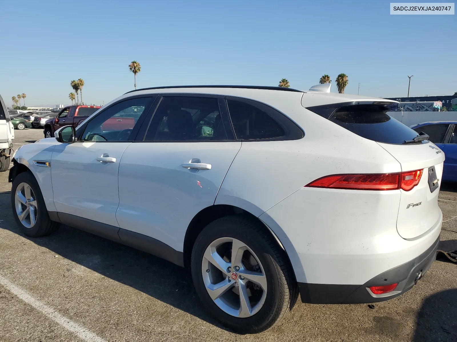 SADCJ2EVXJA240747 2018 Jaguar F-Pace Premium