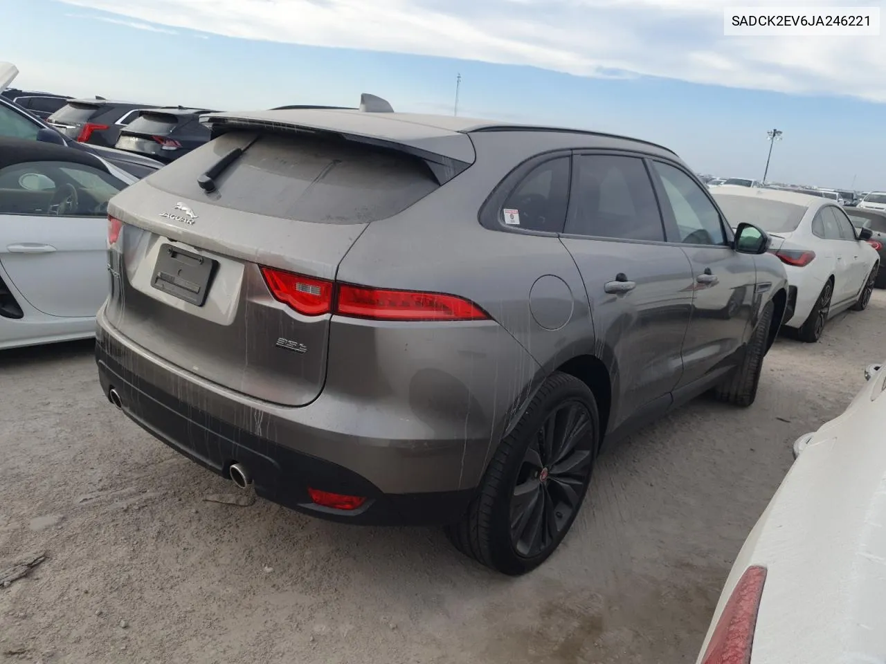 SADCK2EV6JA246221 2018 Jaguar F-Pace Prestige