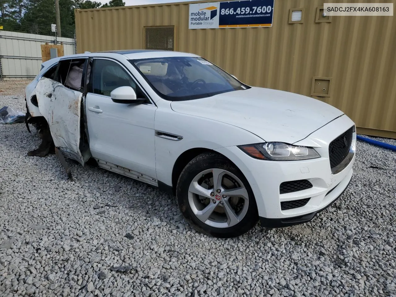 SADCJ2FX4KA608163 2019 Jaguar F-Pace Premium