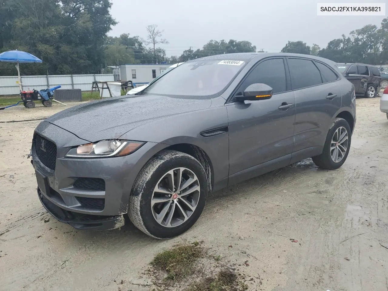 SADCJ2FX1KA395821 2019 Jaguar F-Pace Premium