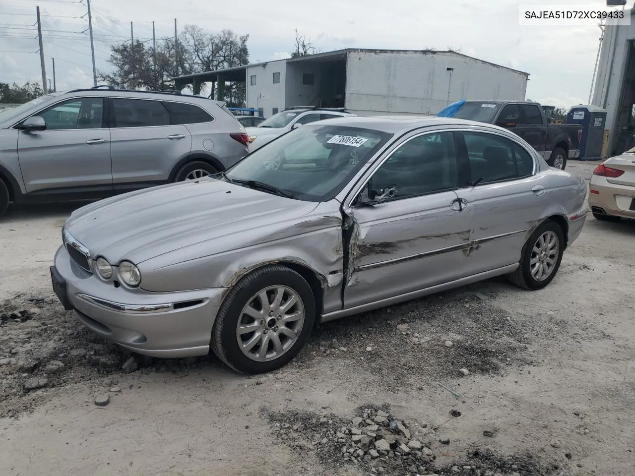 2002 Jaguar X-Type 2.5 VIN: SAJEA51D72XC39433 Lot: 77606154