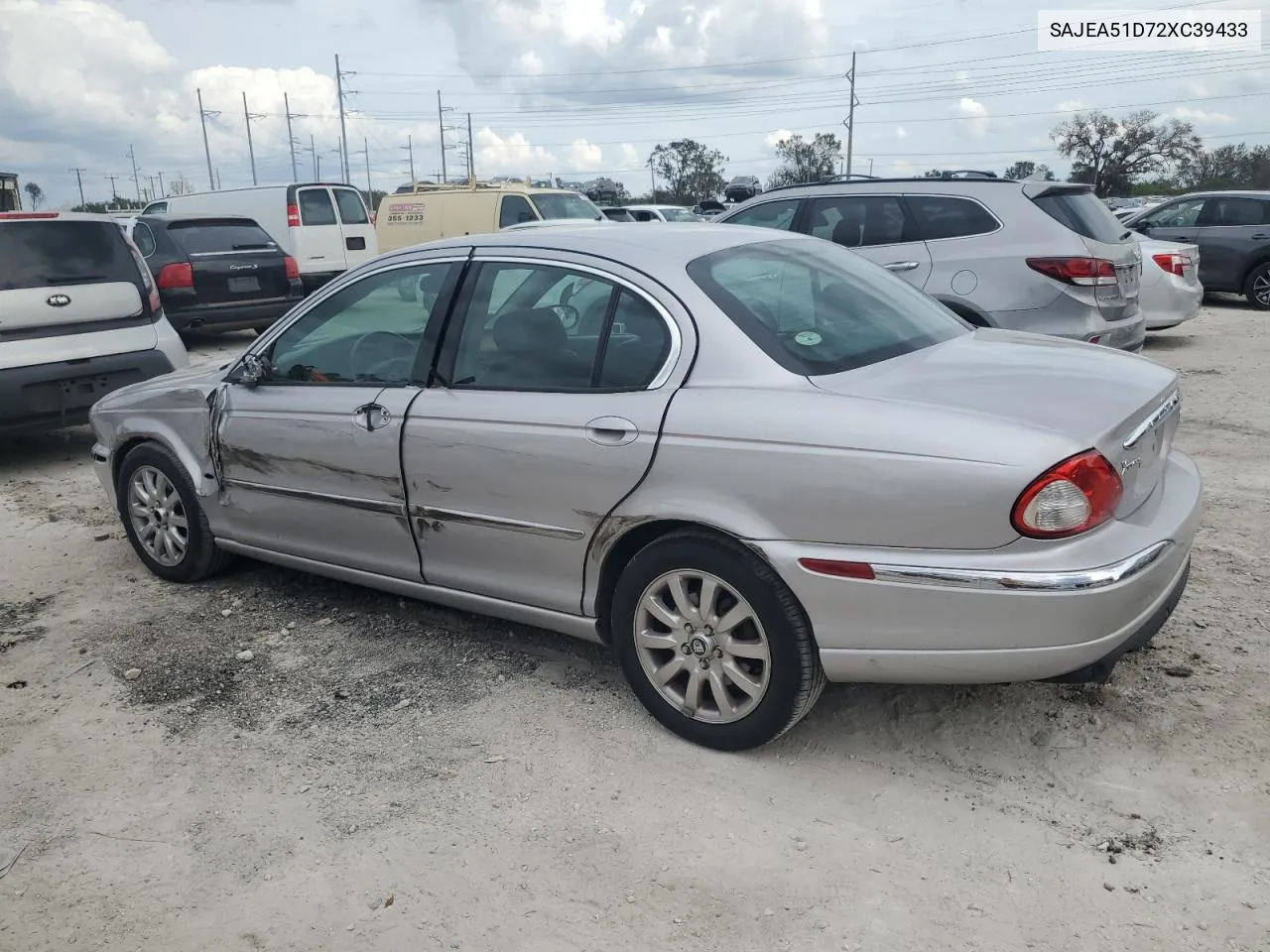 2002 Jaguar X-Type 2.5 VIN: SAJEA51D72XC39433 Lot: 77606154