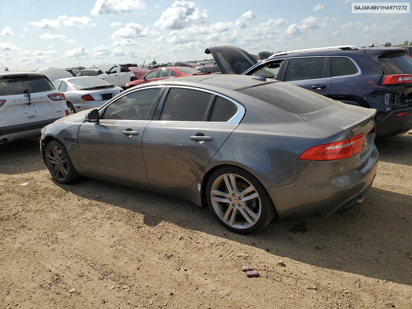 SAJAK4BV1HA971272 2017 Jaguar Xe Prestige