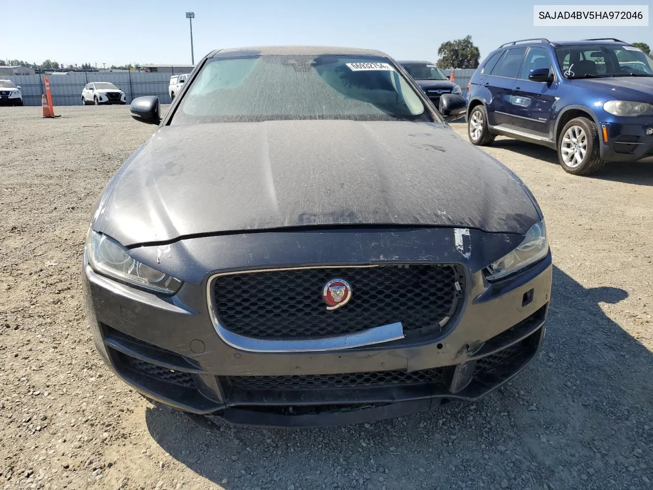 SAJAD4BV5HA972046 2017 Jaguar Xe Premium