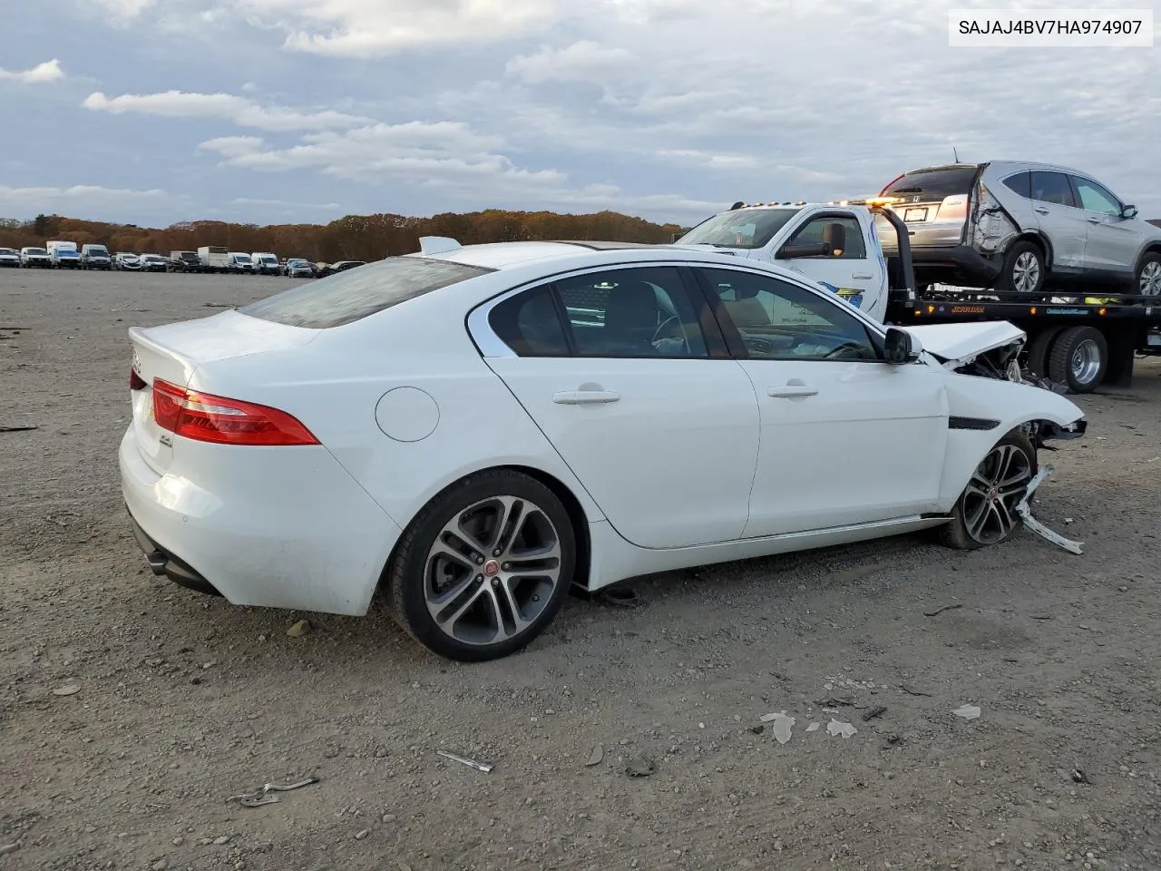 SAJAJ4BV7HA974907 2017 Jaguar Xe Premium