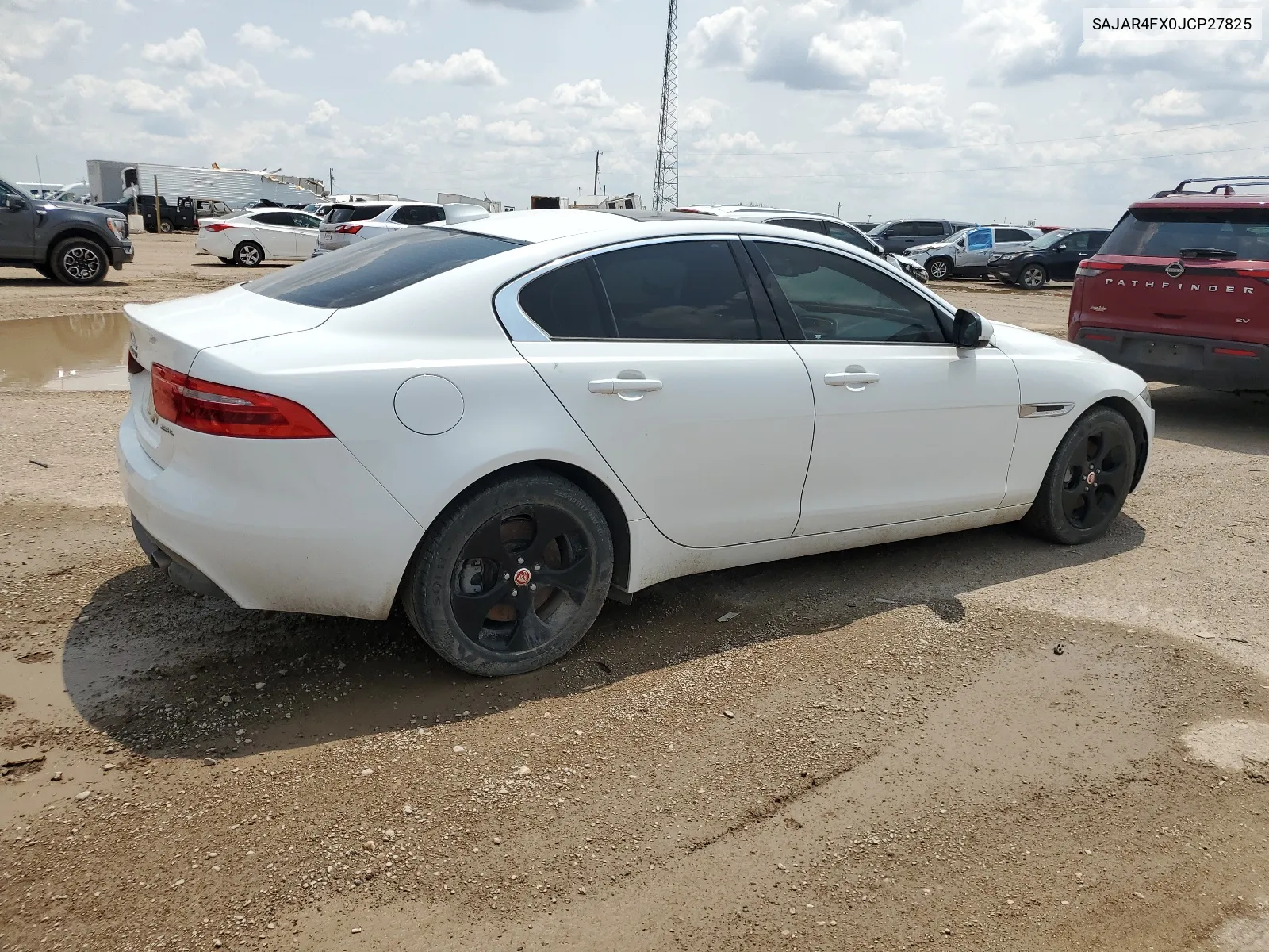 SAJAR4FX0JCP27825 2018 Jaguar Xe