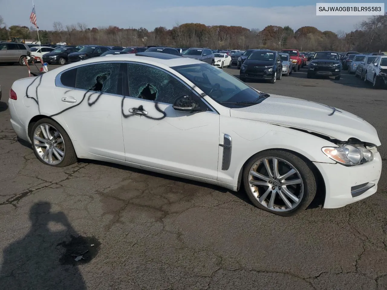 SAJWA0GB1BLR95583 2011 Jaguar Xf Premium