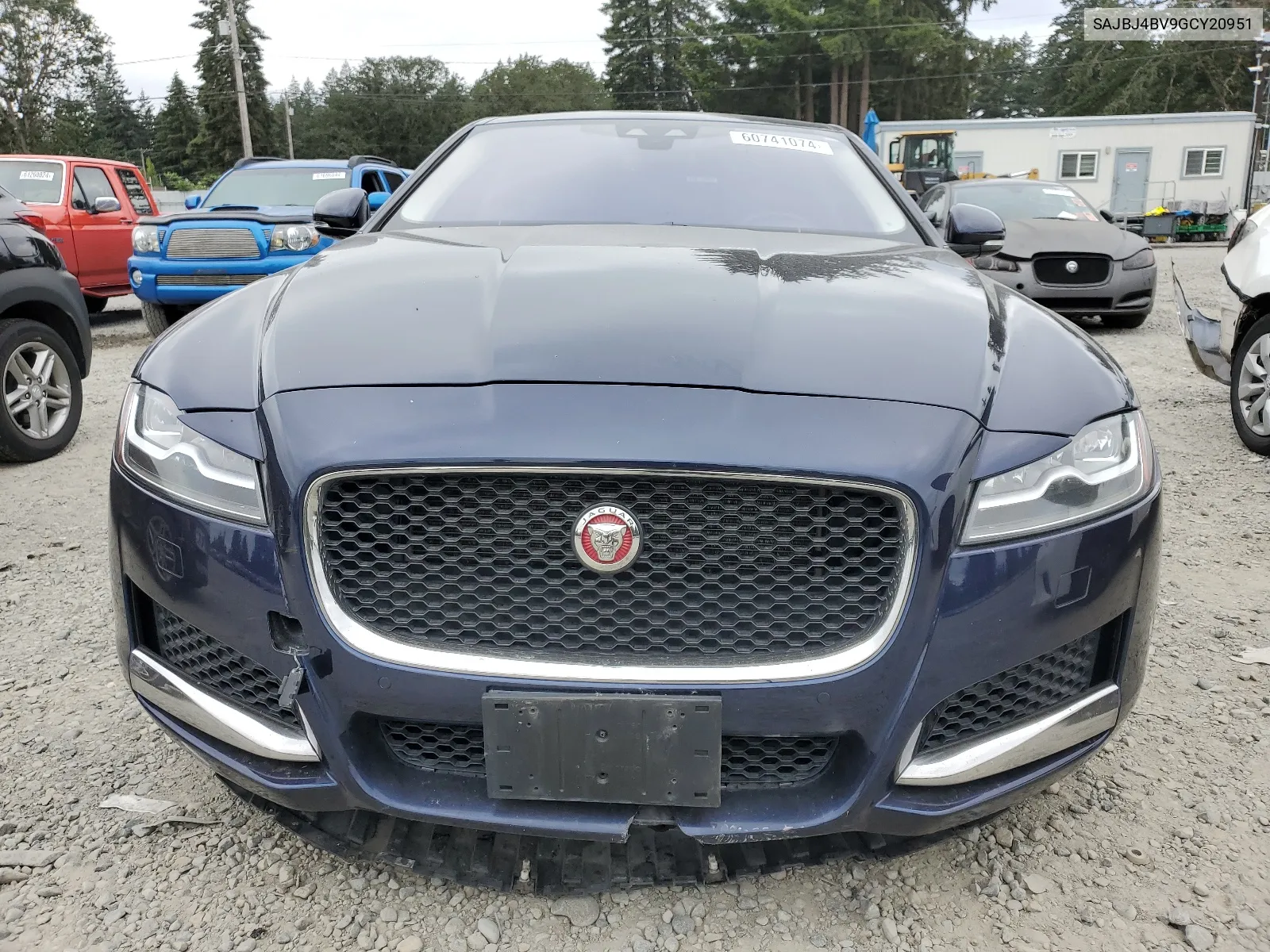 SAJBJ4BV9GCY20951 2016 Jaguar Xf Premium